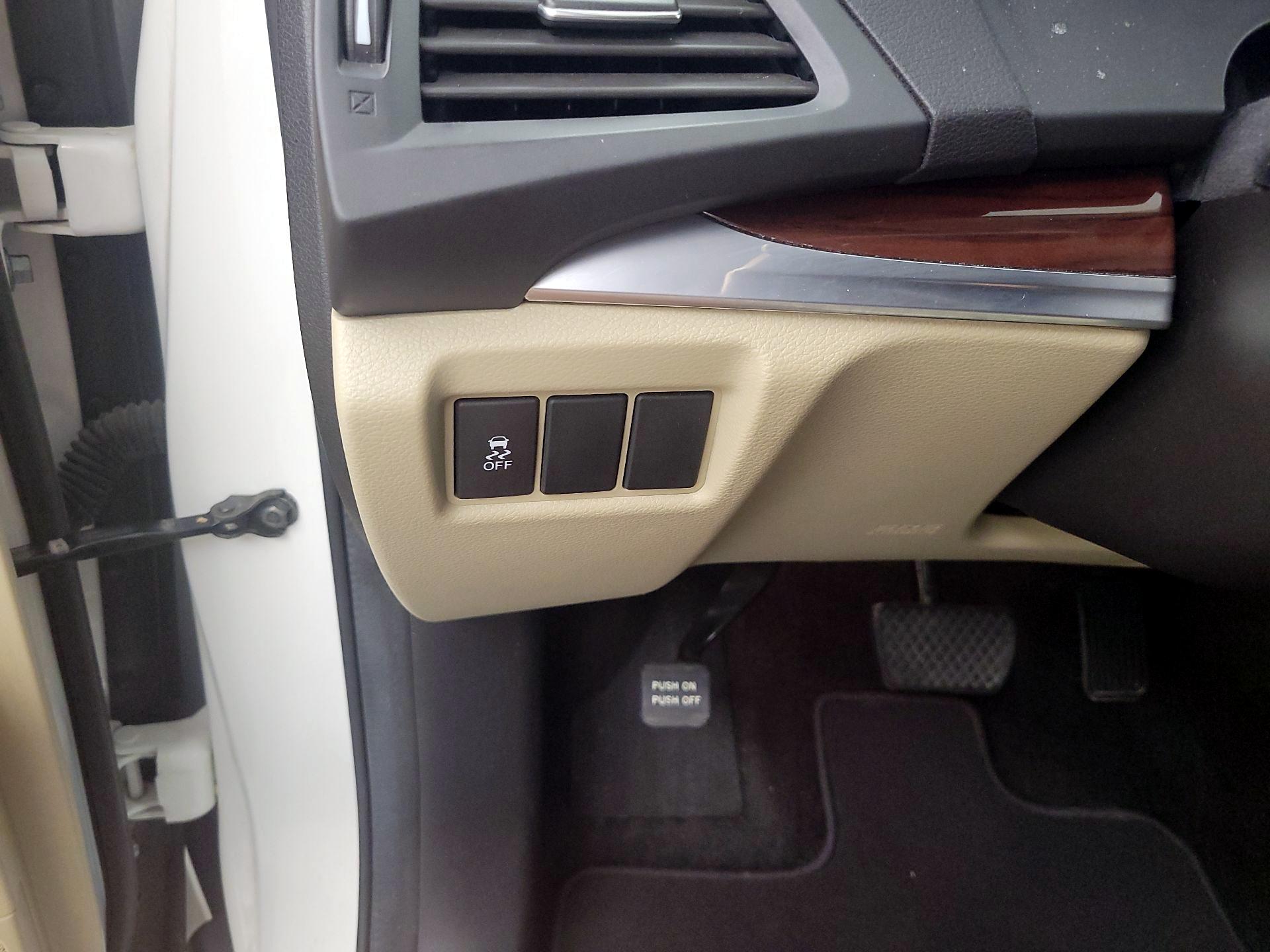Thumbnail: 2014 Acura MDX - 13