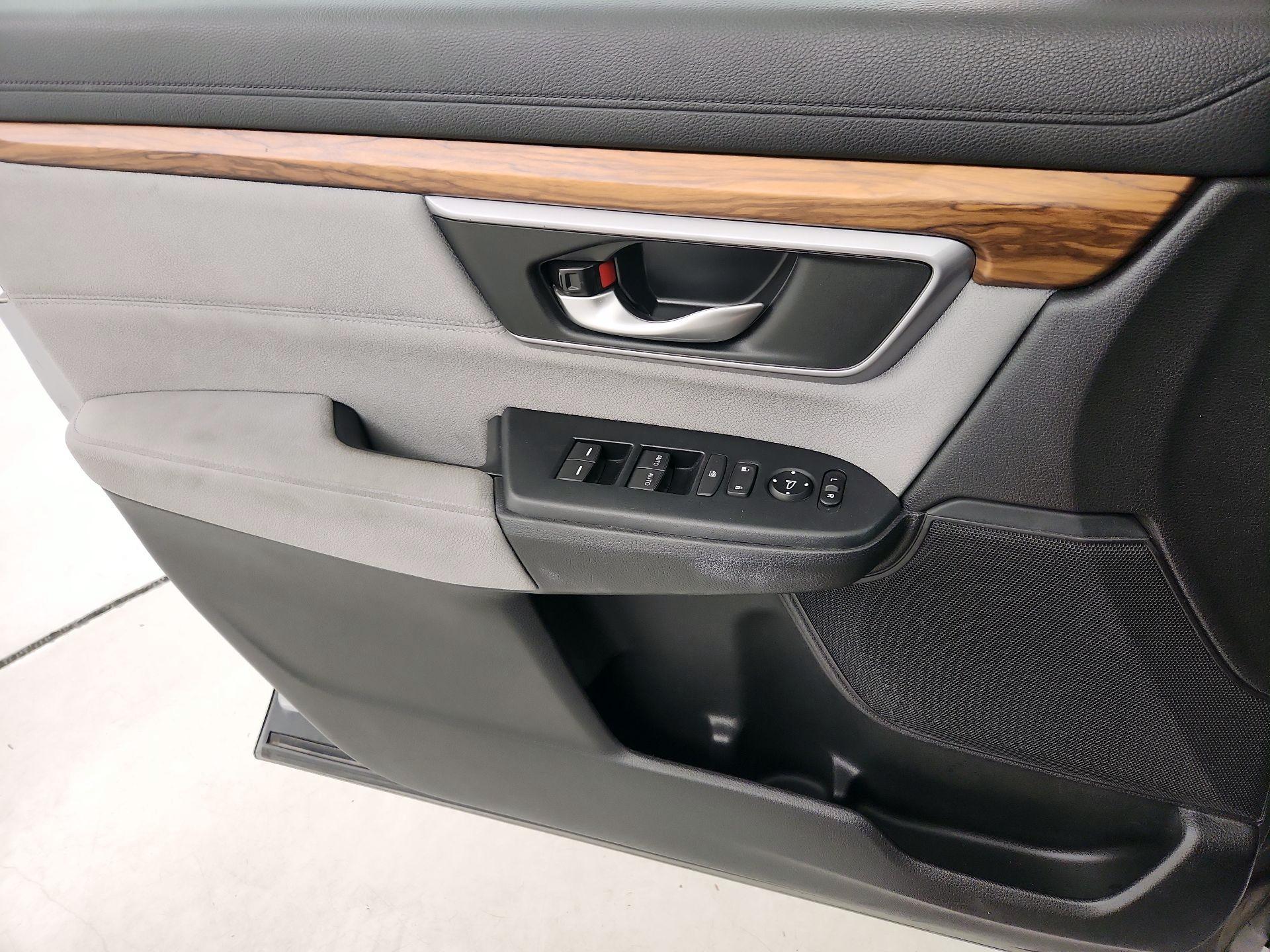 Thumbnail: 2017 Honda CR-V - 12