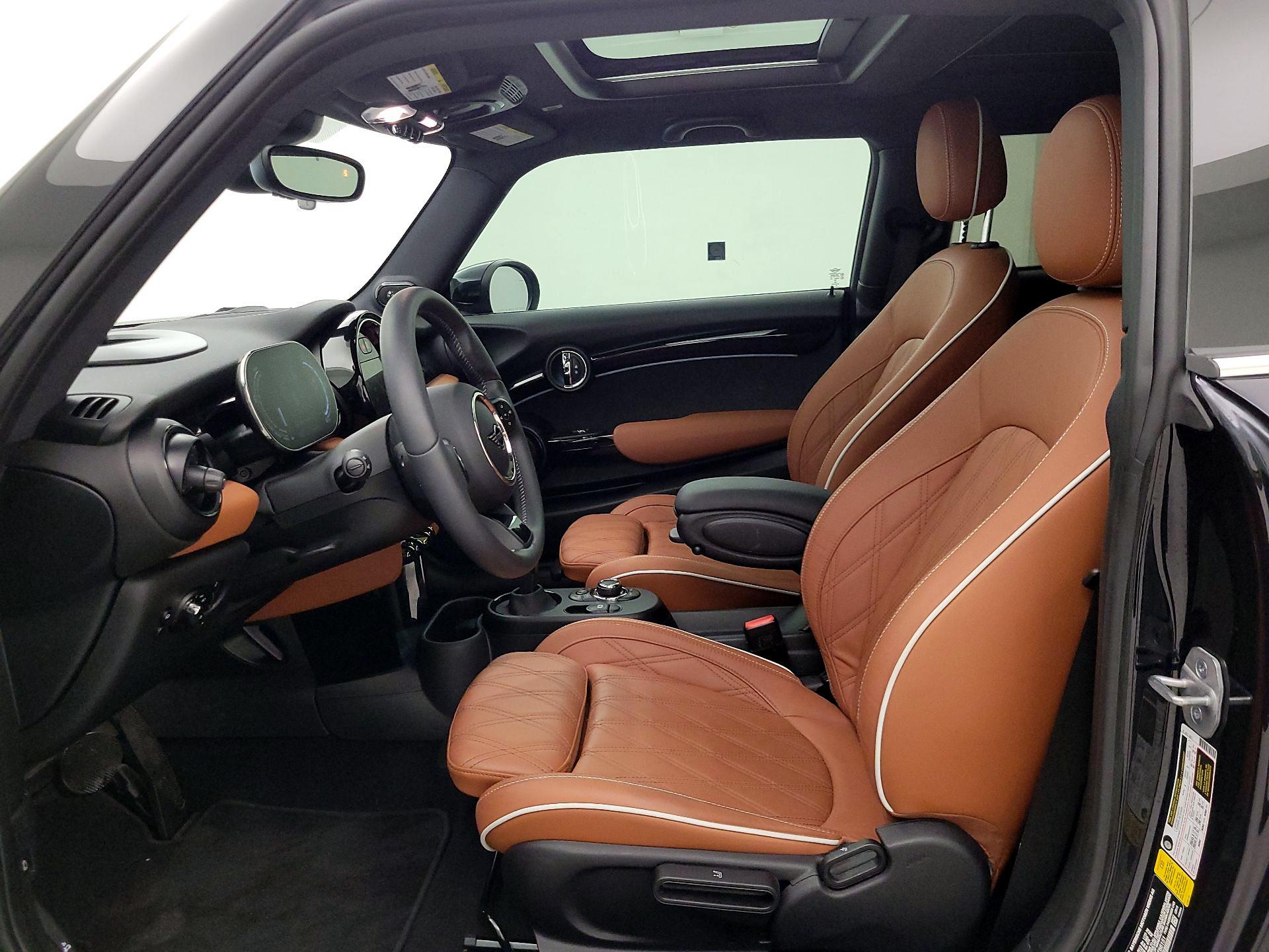 Thumbnail: 2023 MINI Cooper Hardtop - 11
