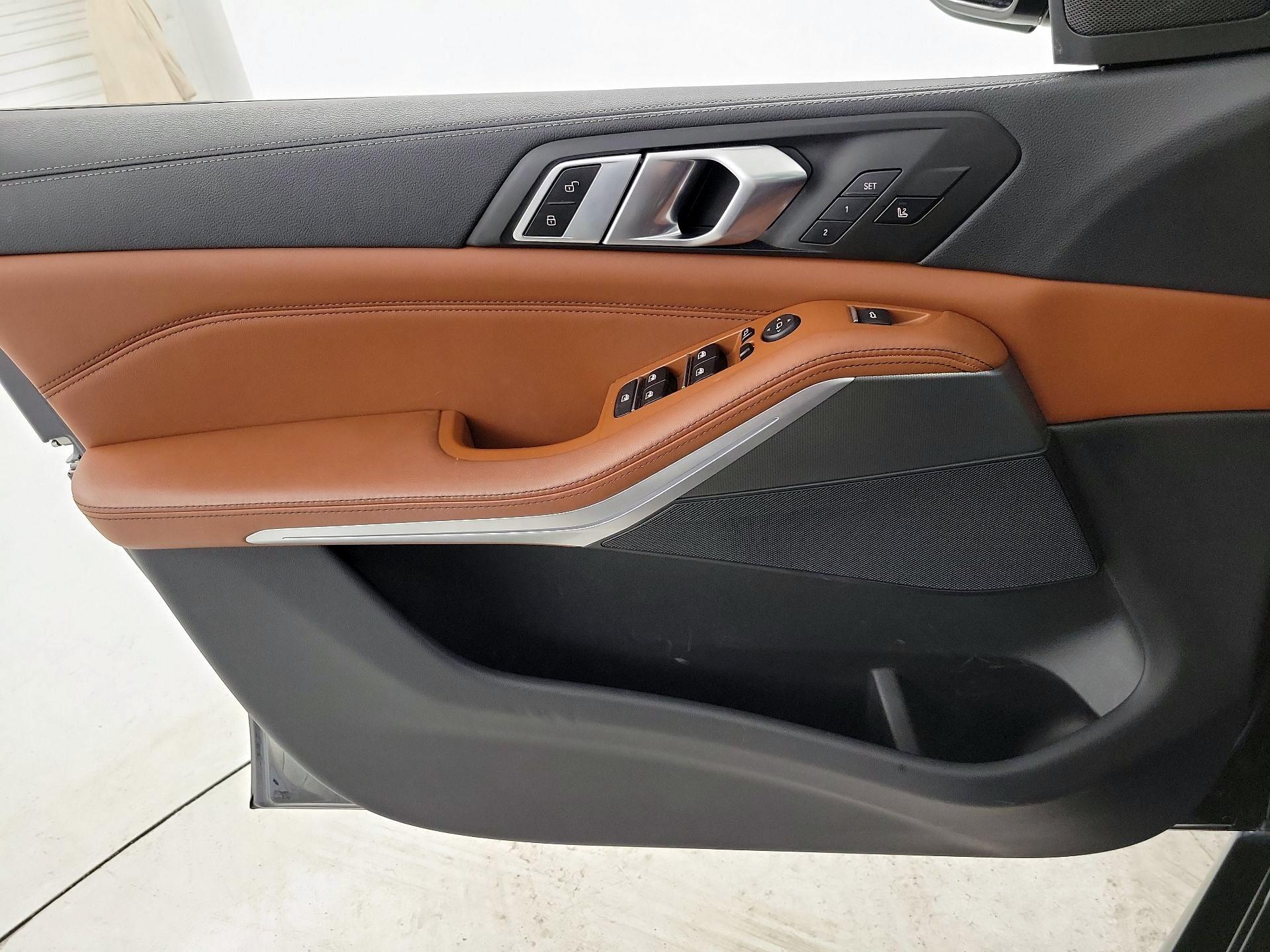 Thumbnail: 2022 BMW X5 - 12