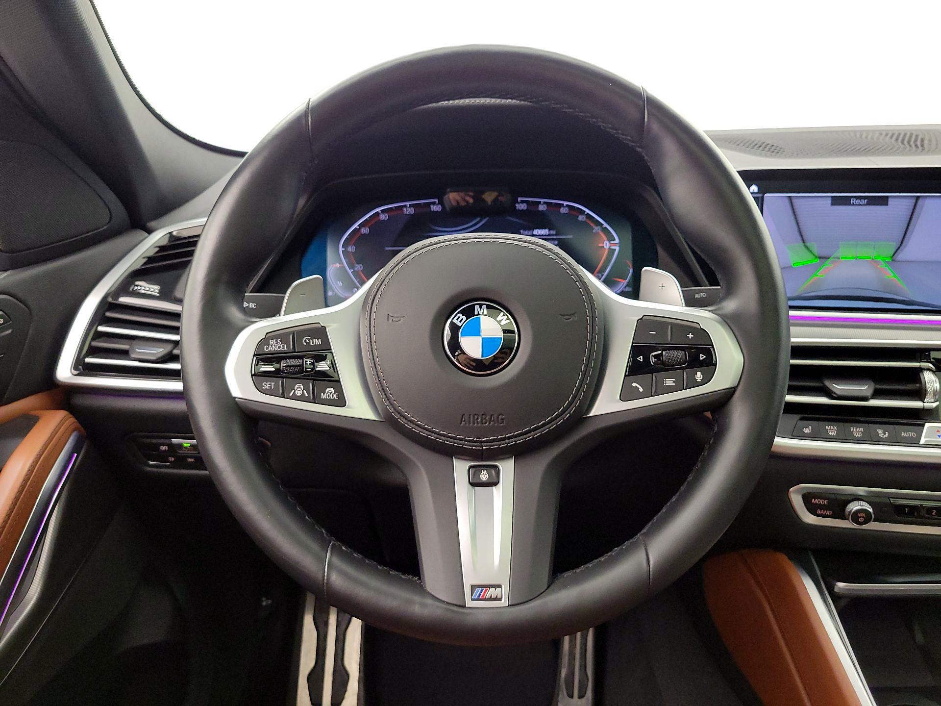 Thumbnail: 2022 BMW X6 - 10