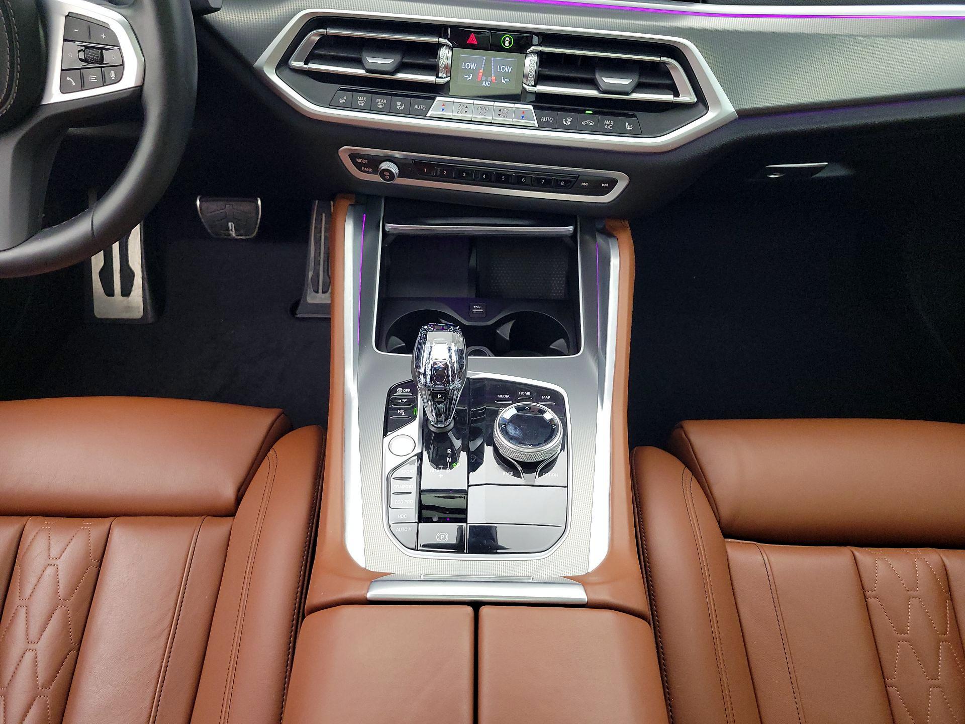 Thumbnail: 2022 BMW X6 - 18