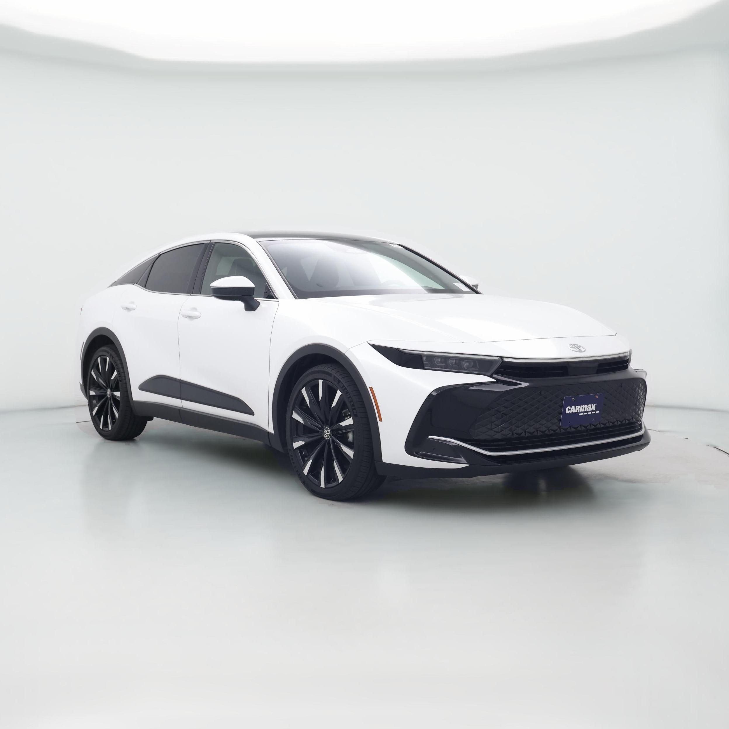 Thumbnail: 2023 Toyota Crown - 1