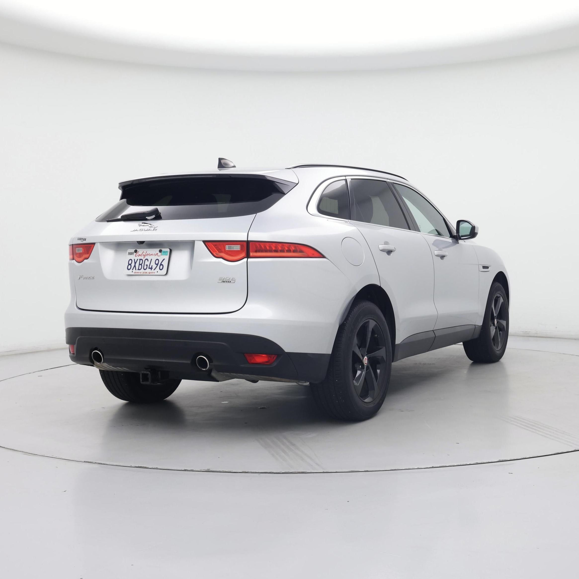 Thumbnail: 2020 Jaguar F-Pace - 8