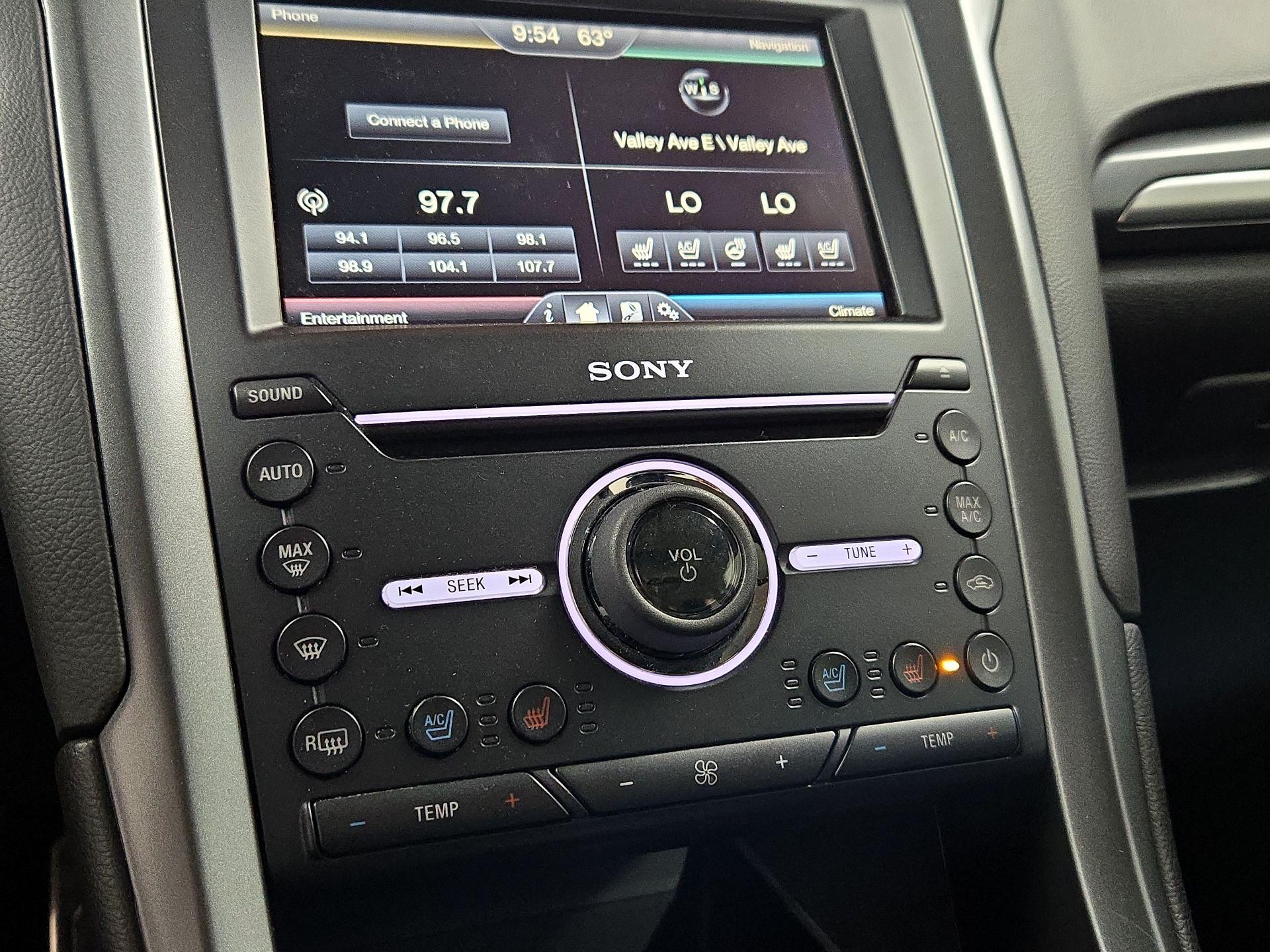 Thumbnail: 2016 Ford Fusion - 16