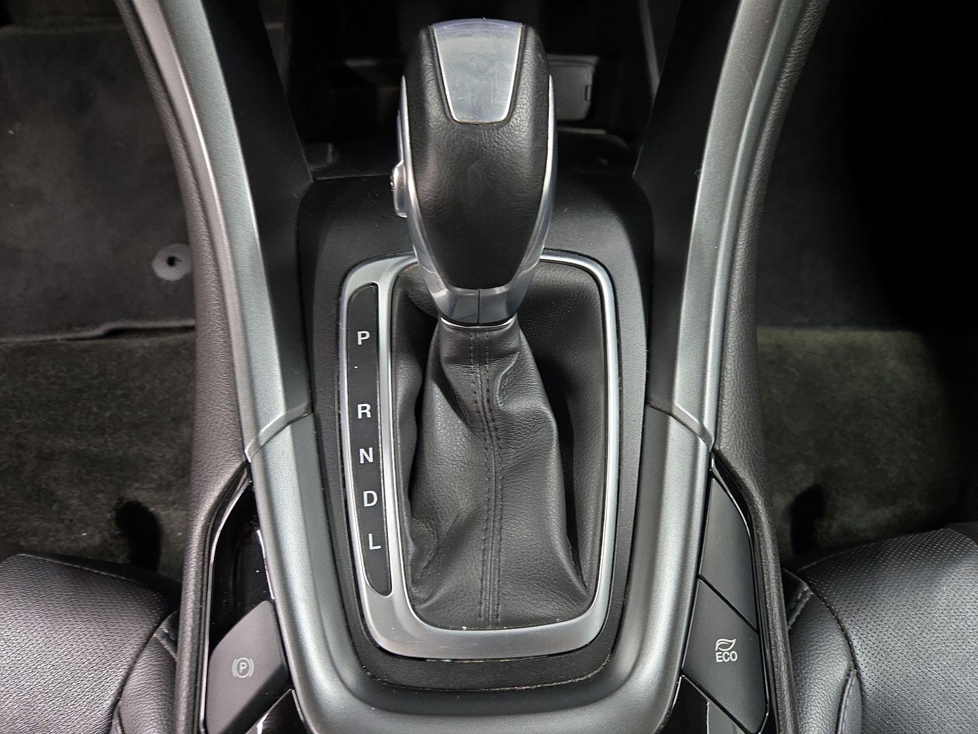 Thumbnail: 2016 Ford Fusion - 17
