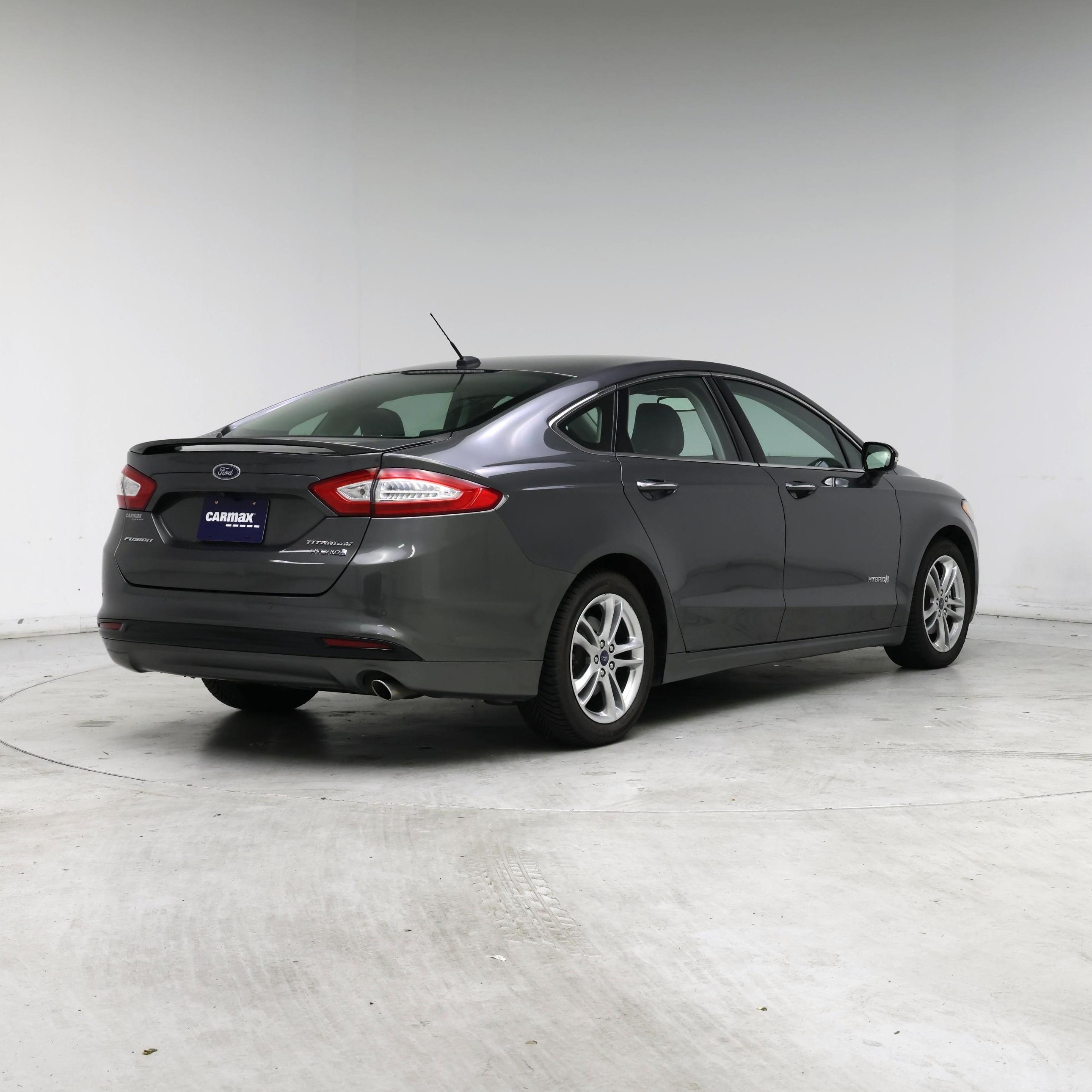Thumbnail: 2016 Ford Fusion - 8