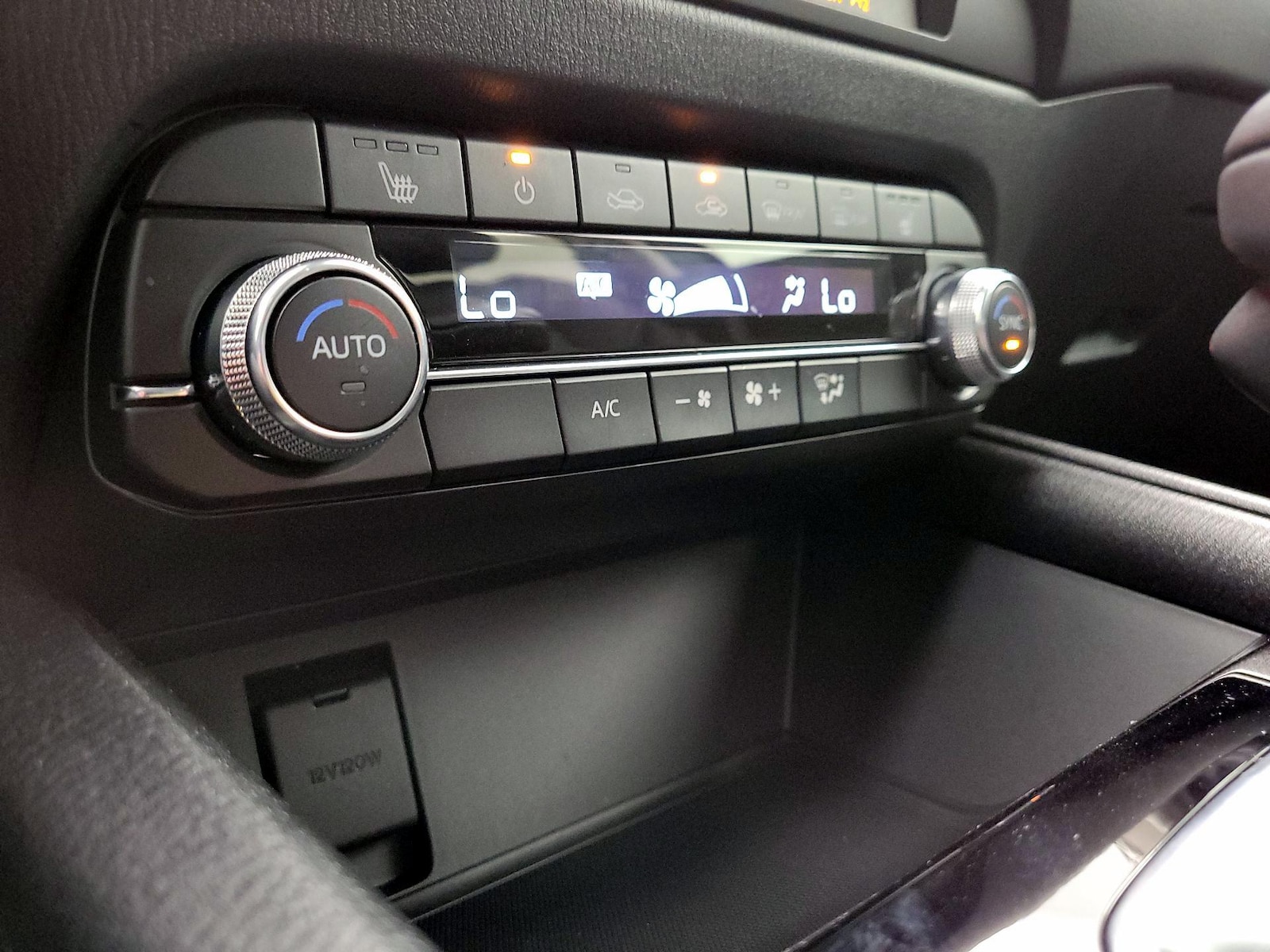 2025 Mazda CX-5 S Select Package - Photo 17