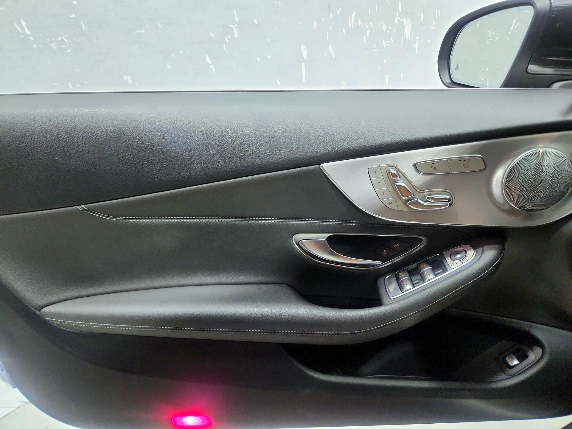Thumbnail: 2019 Mercedes-Benz C-Class - 12