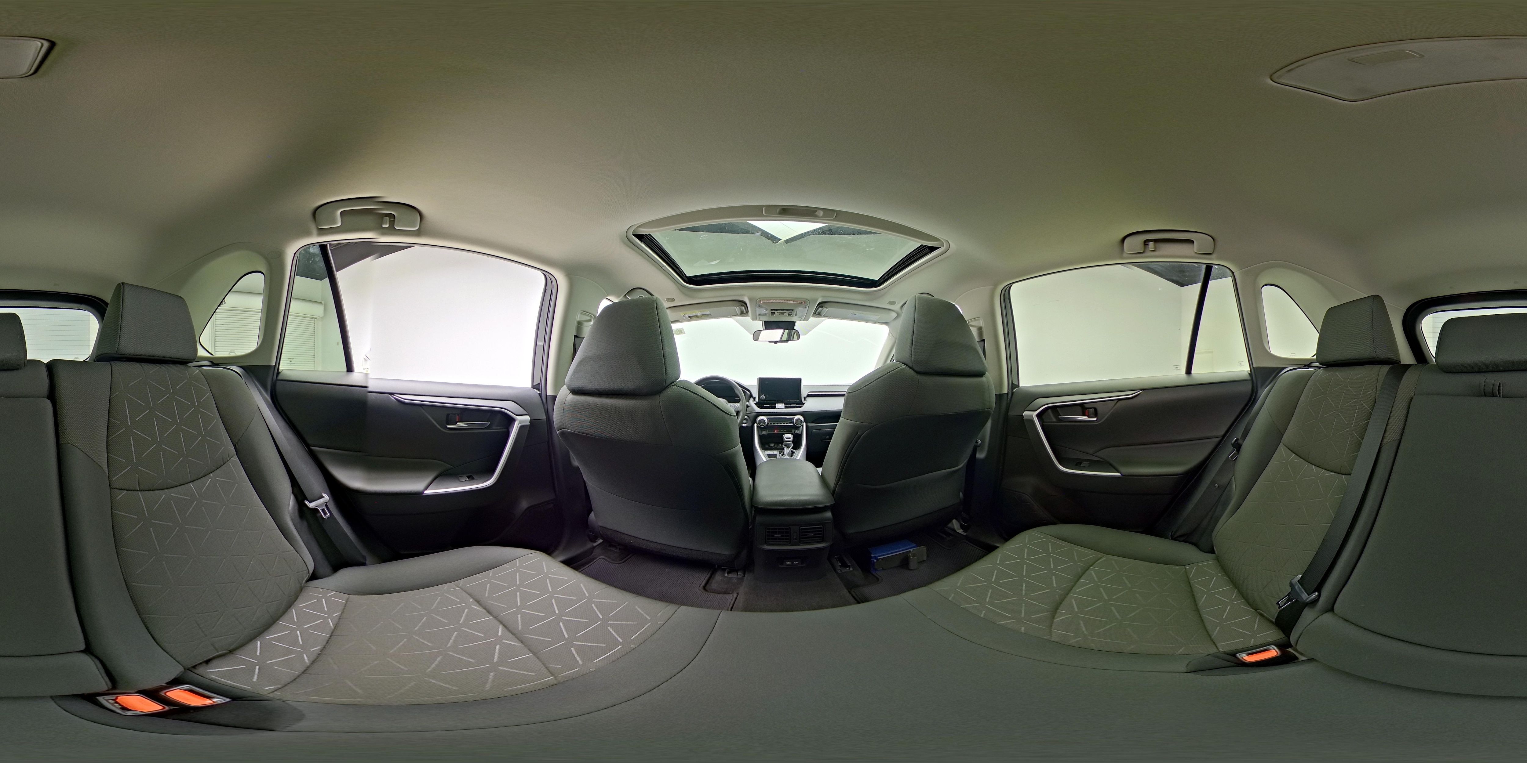 2023 Toyota RAV4 XLE - Photo 26