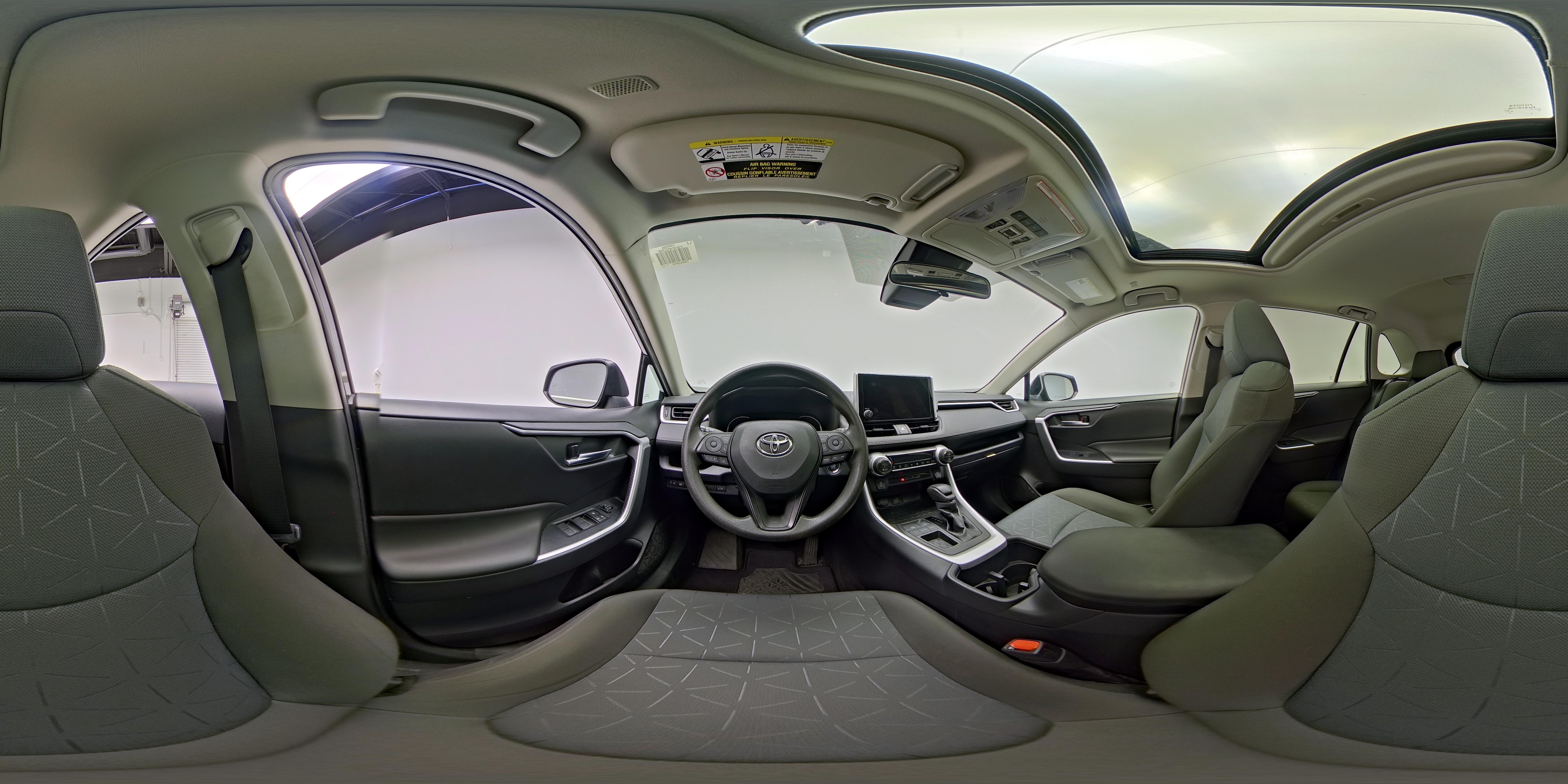 2023 Toyota RAV4 XLE - Photo 27