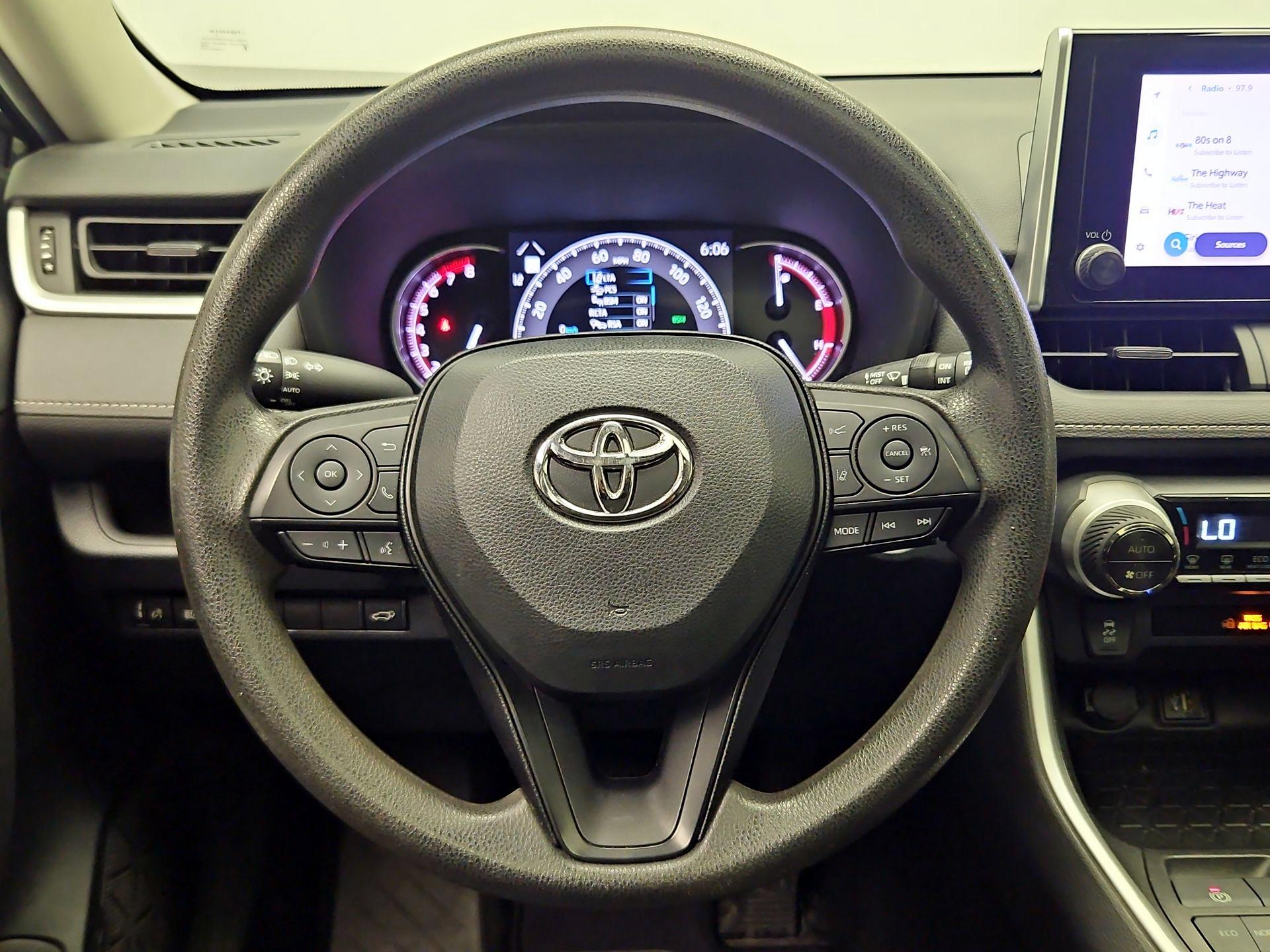 Thumbnail: 2023 Toyota RAV4 - 10