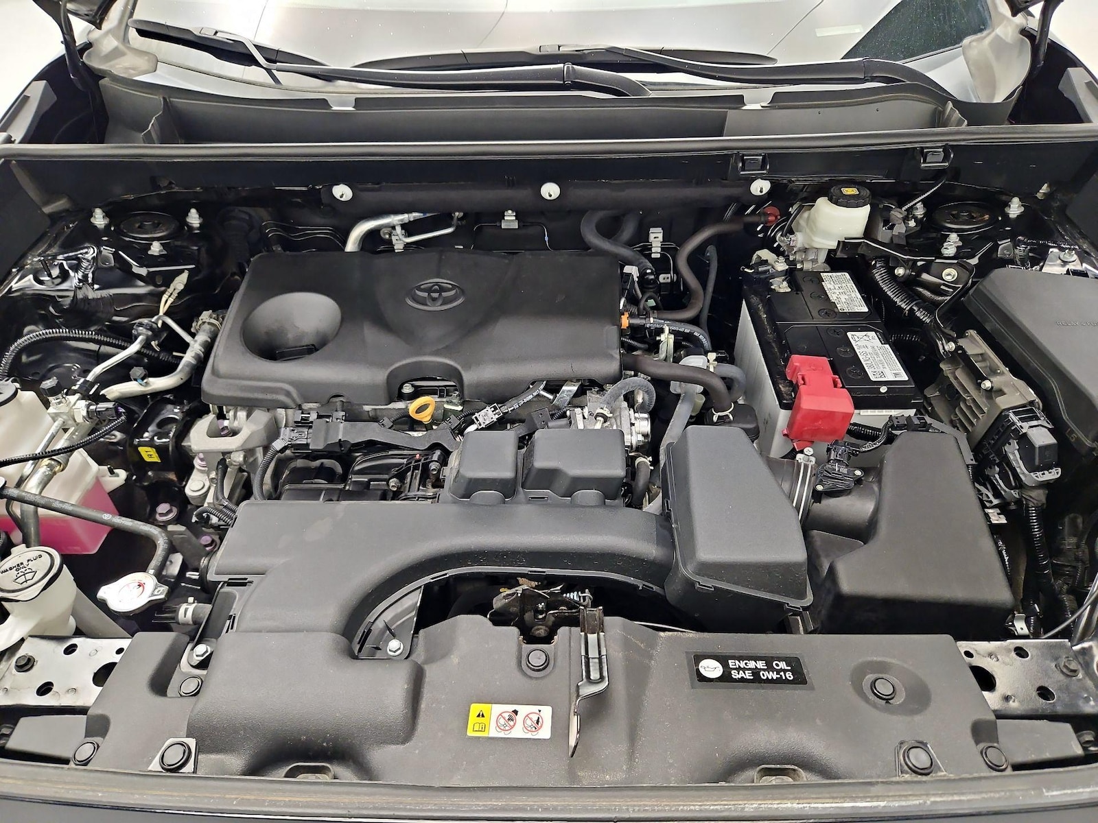 2023 Toyota RAV4 XLE - Photo 23