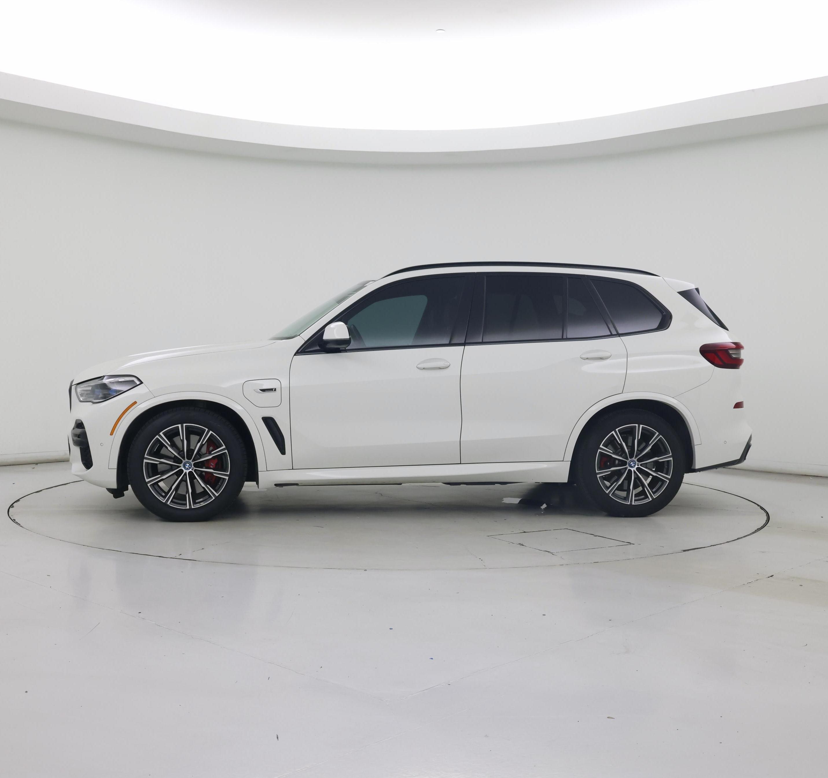 Thumbnail: 2023 BMW X5 - 3