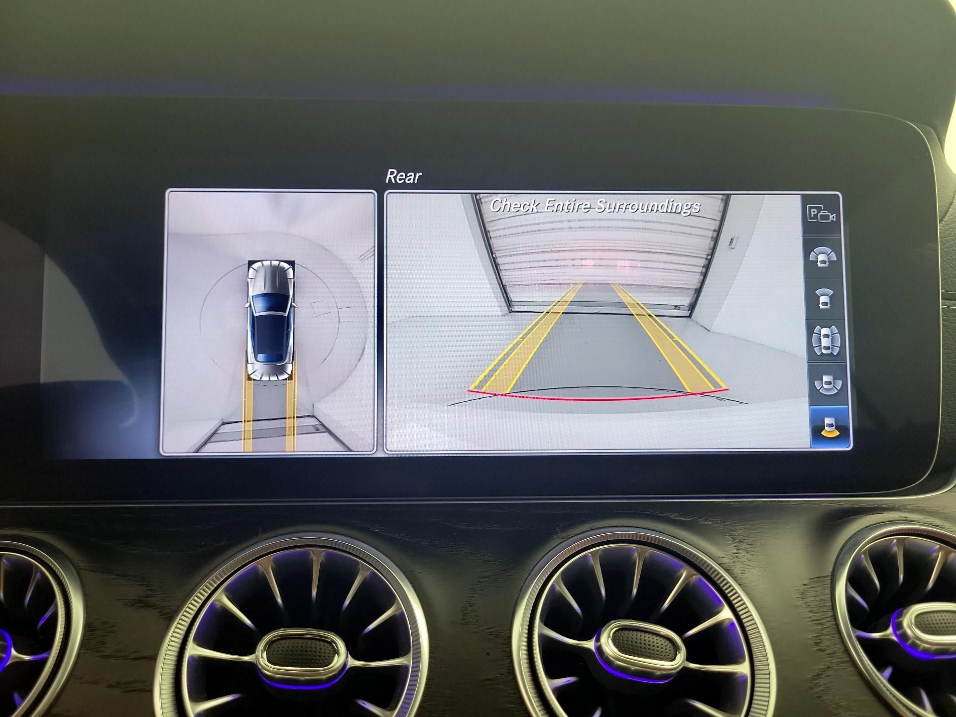 Thumbnail: 2020 Mercedes-Benz E-Class - 14
