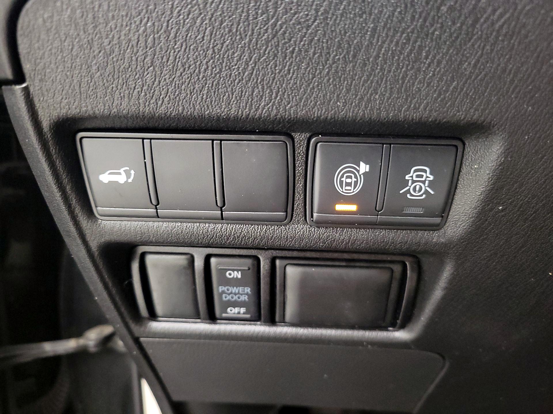 Thumbnail: 2020 Nissan Armada - 13