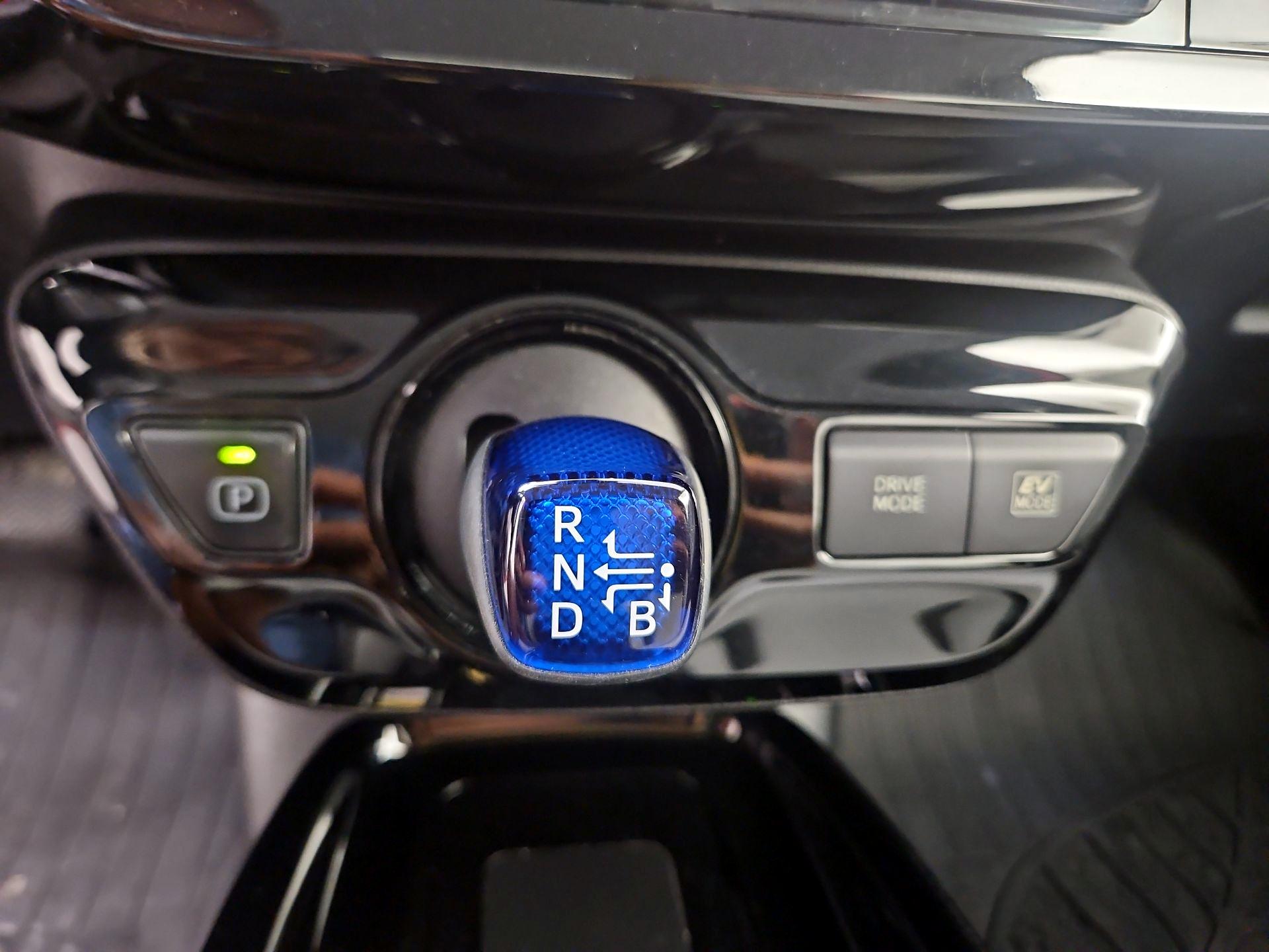 Thumbnail: 2020 Toyota Prius - 13
