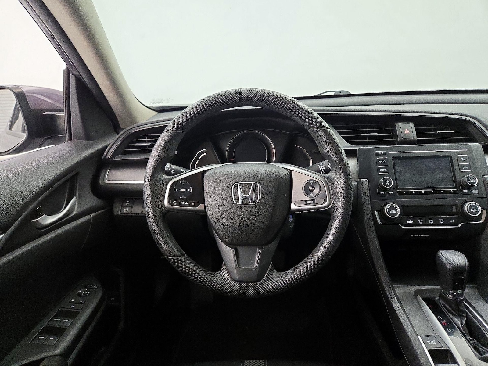 2018 Honda Civic LX - Photo 11