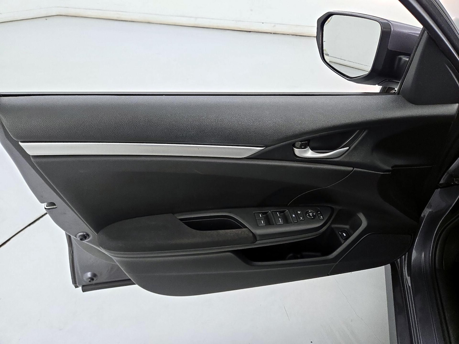 2018 Honda Civic LX - Photo 13