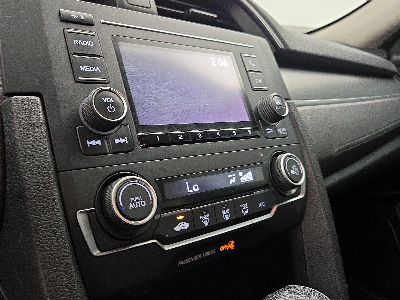 2018 Honda Civic LX - Photo 17