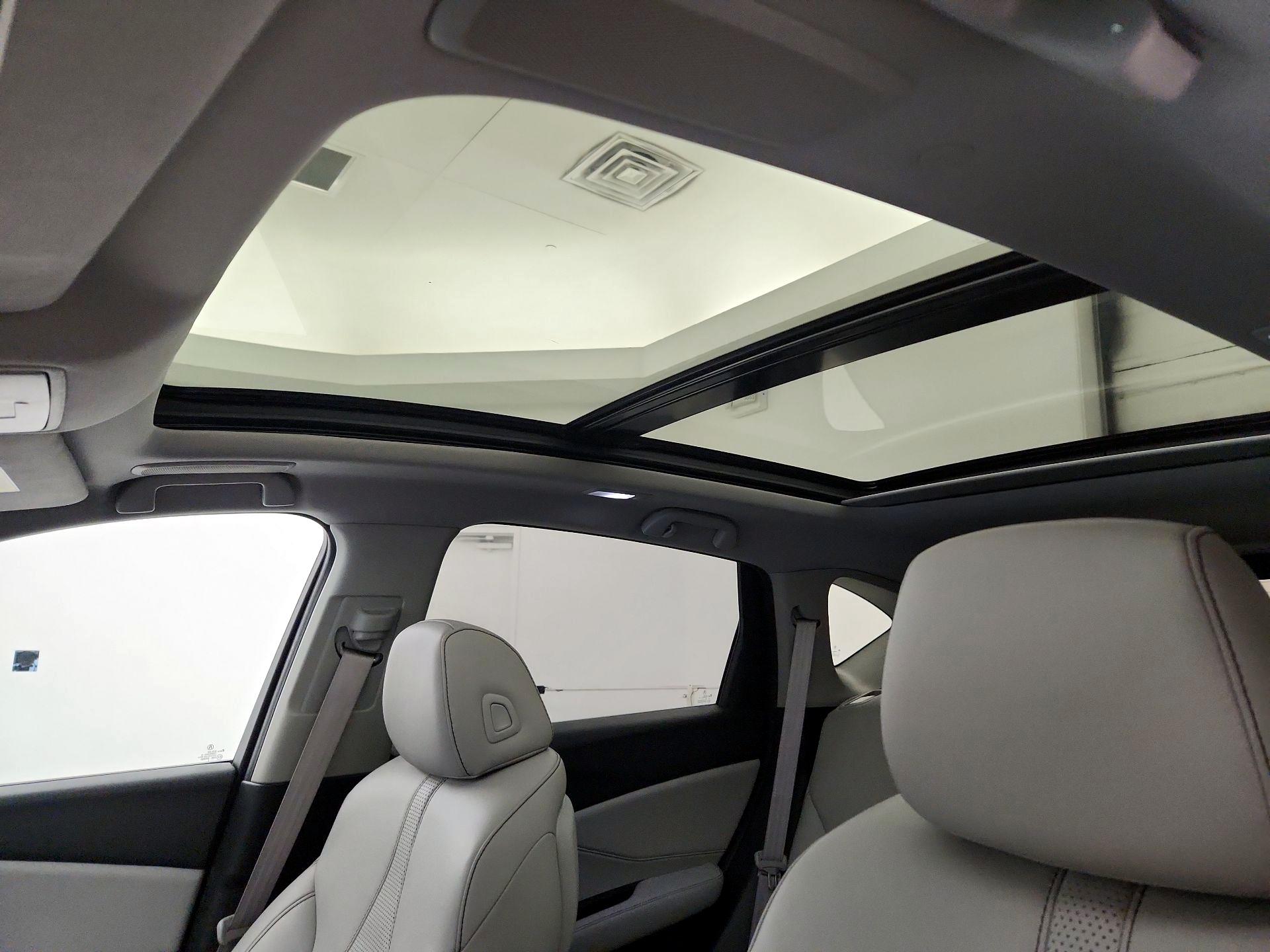 Thumbnail: 2021 Acura RDX - 20