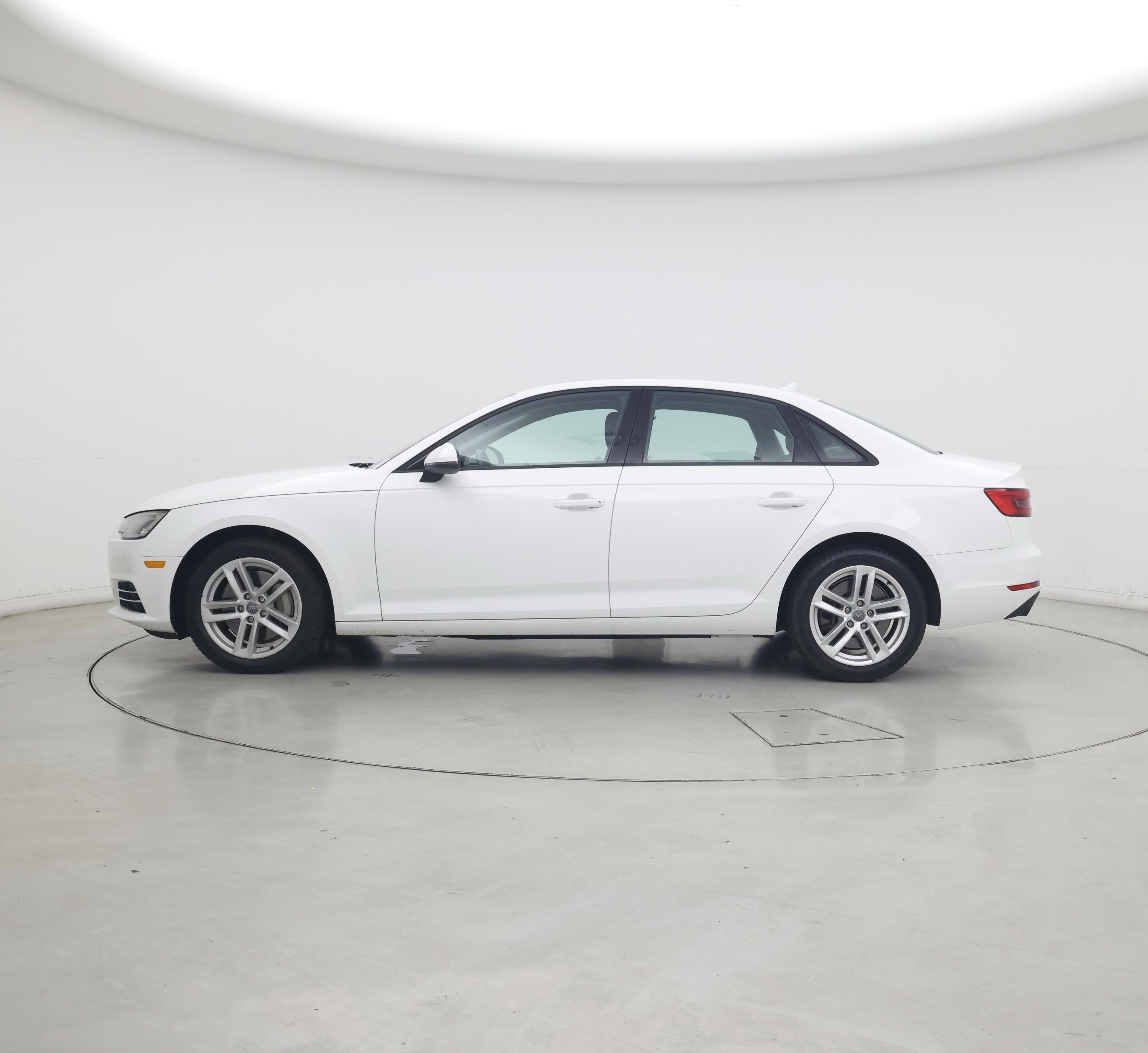 Thumbnail: 2017 Audi A4 - 3