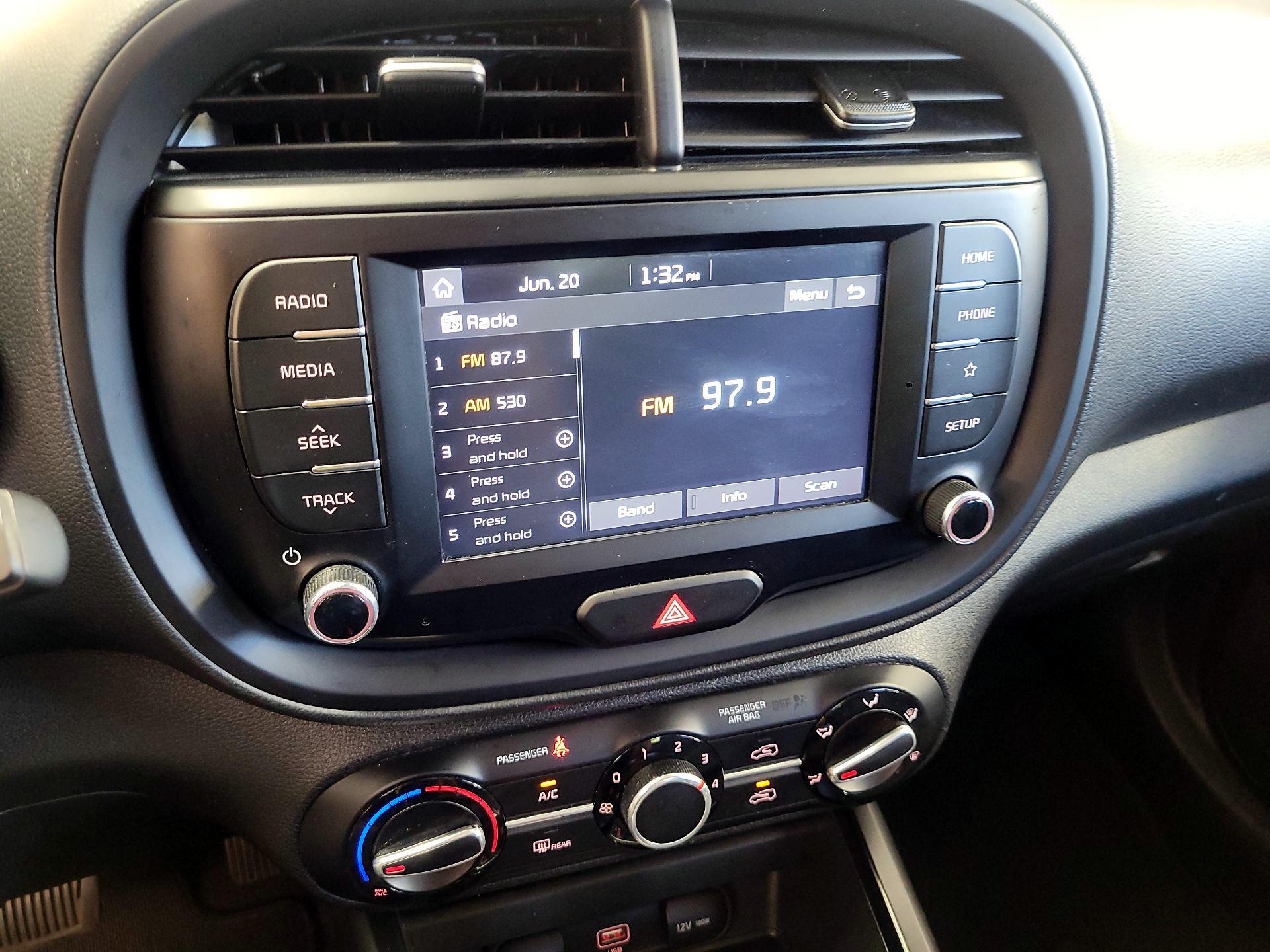 Thumbnail: 2021 Kia Soul - 15