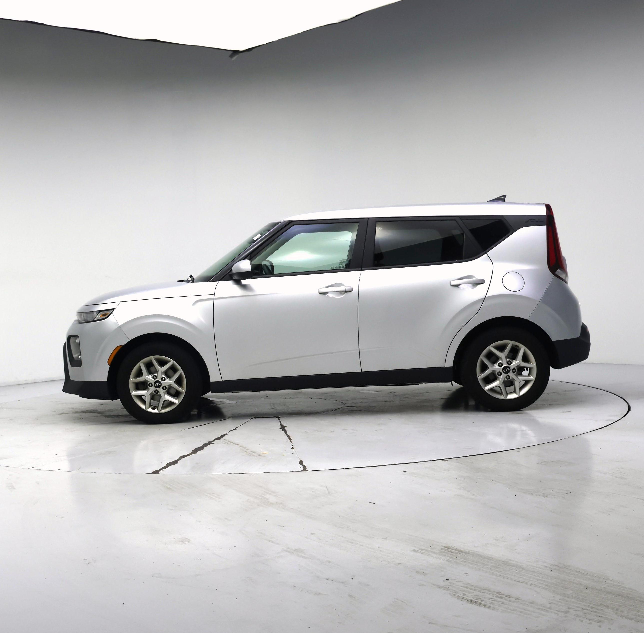 Thumbnail: 2021 Kia Soul - 3