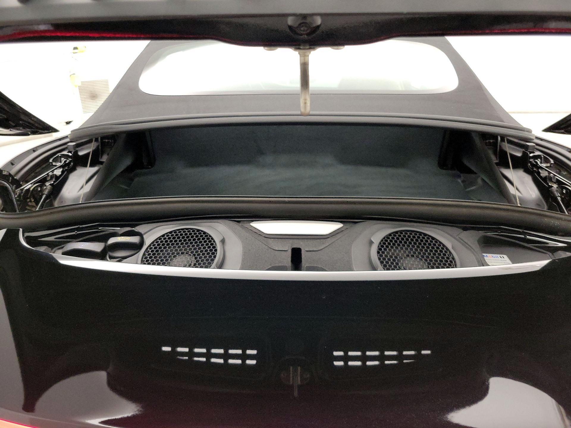 Thumbnail: 2020 Porsche 911 - 20