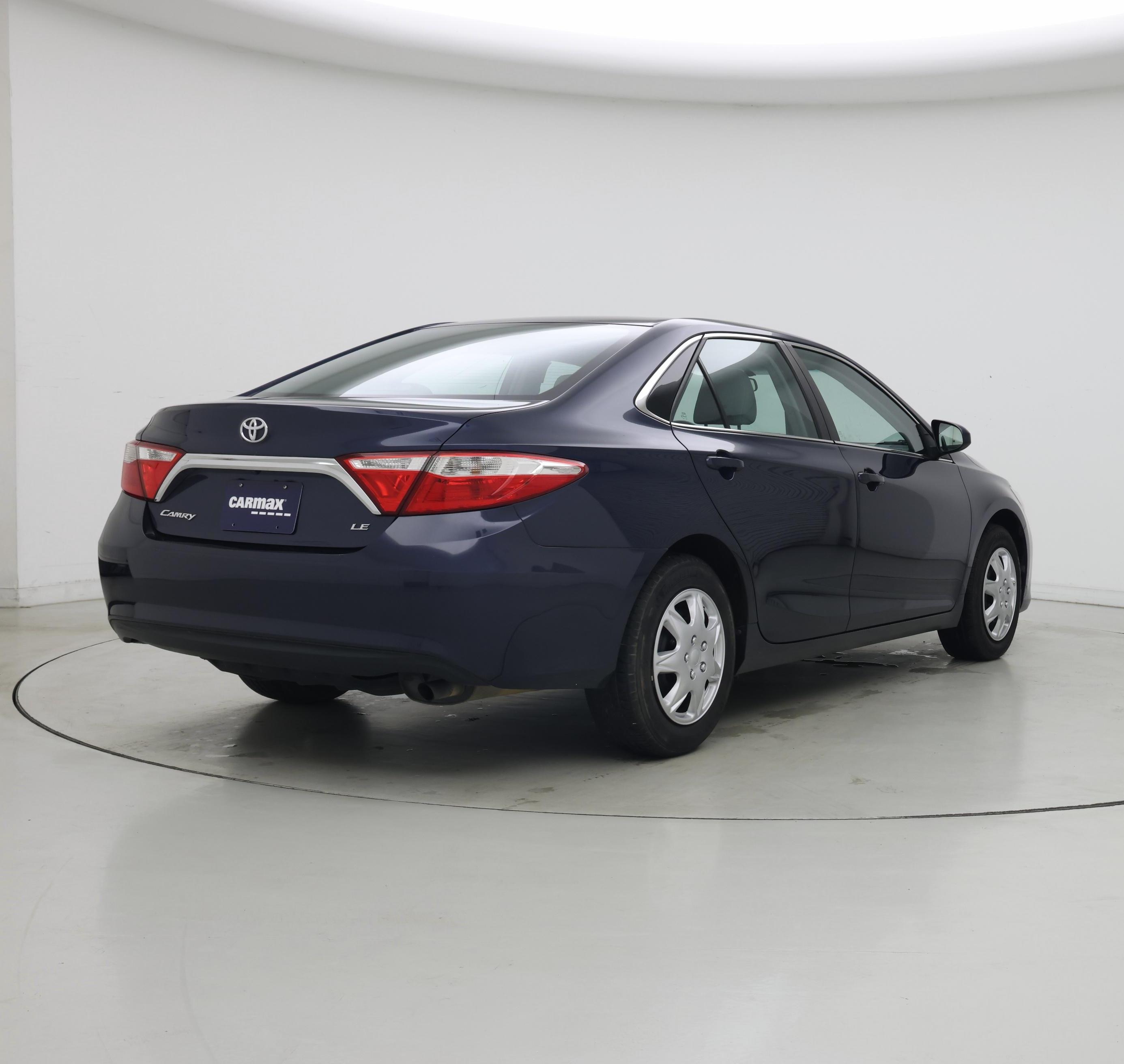 Thumbnail: 2017 Toyota Camry - 8