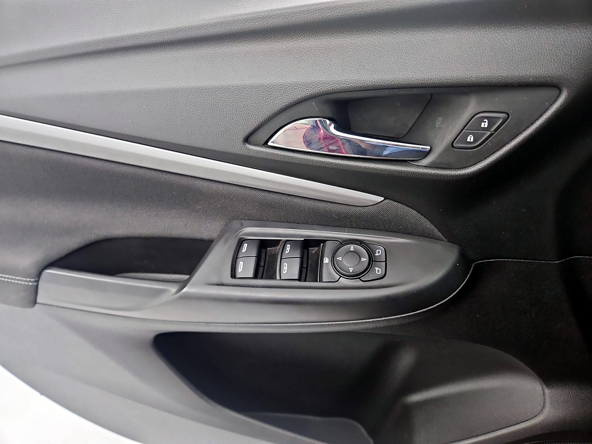 Thumbnail: 2022 Chevrolet Bolt EUV - 12