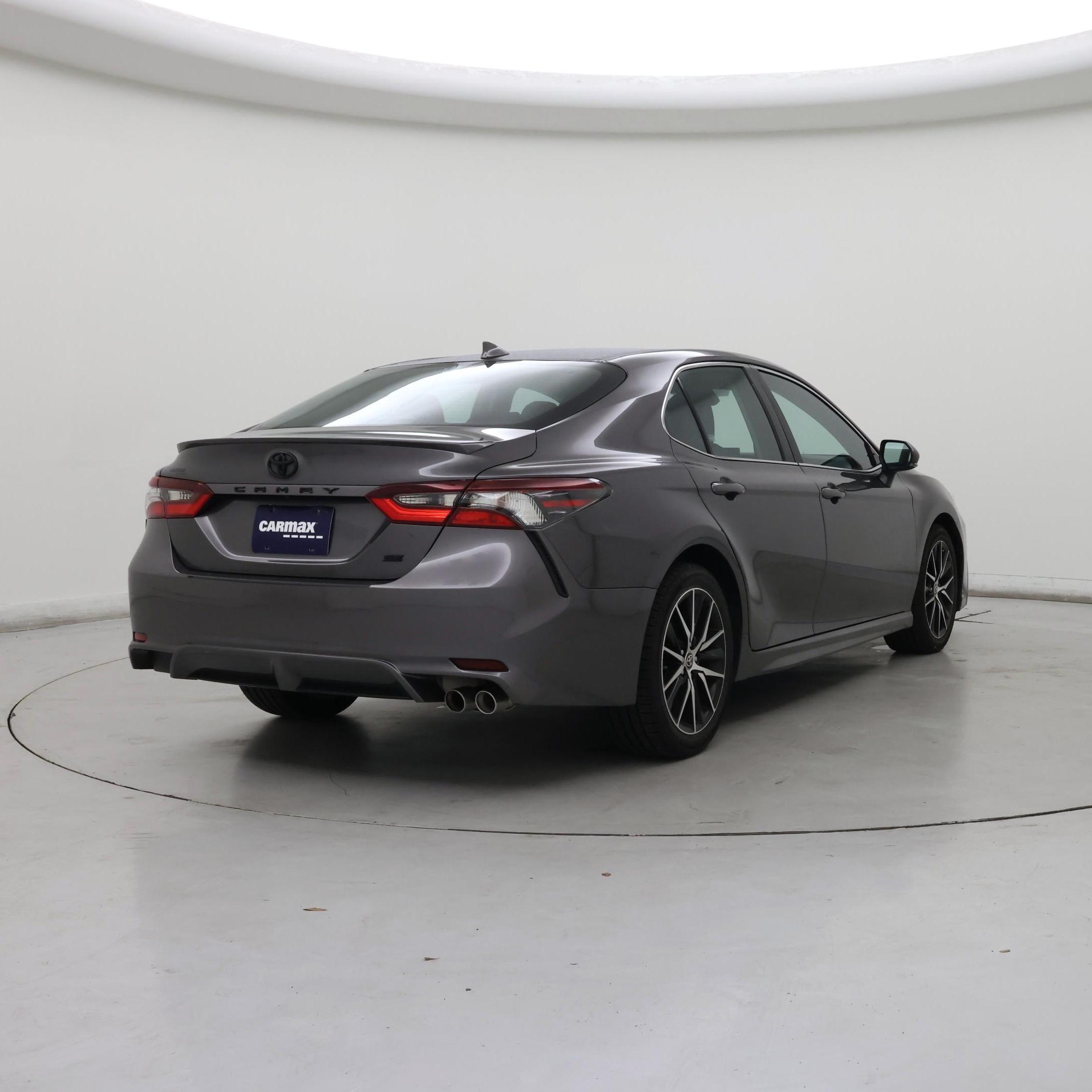 Thumbnail: 2023 Toyota Camry - 8