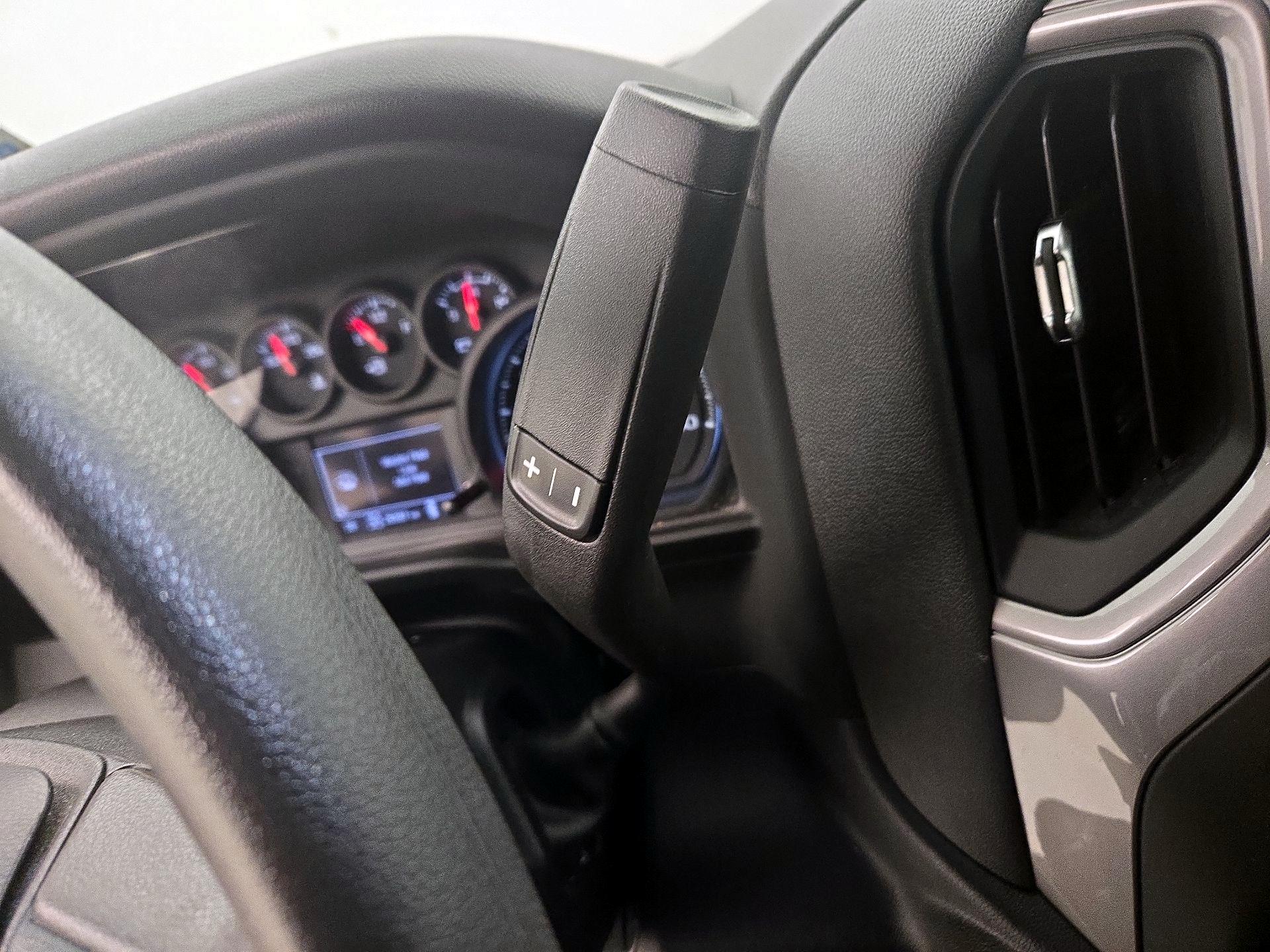 Thumbnail: 2024 Chevrolet Silverado 1500 - 17