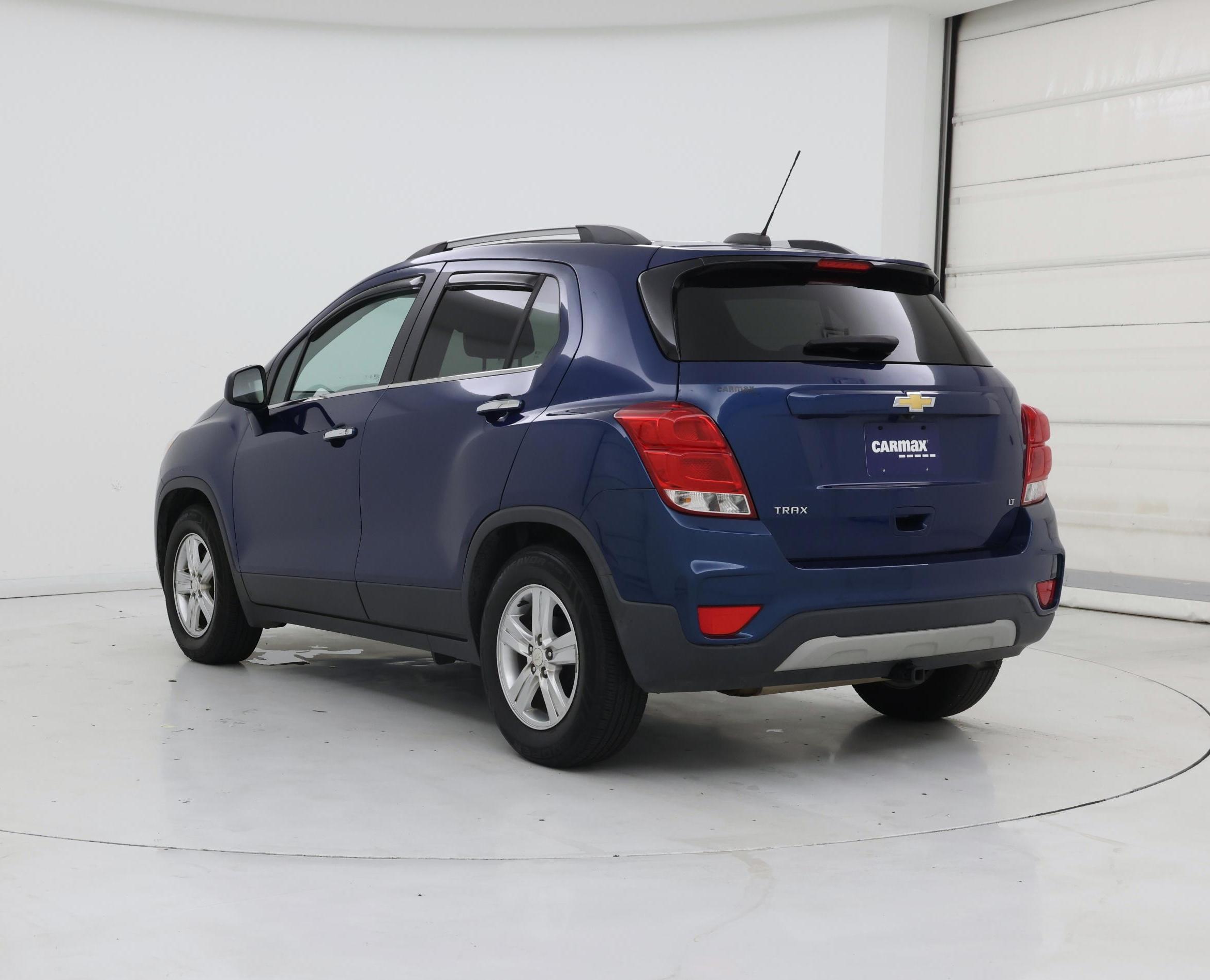 Thumbnail: 2019 Chevrolet Trax - 2