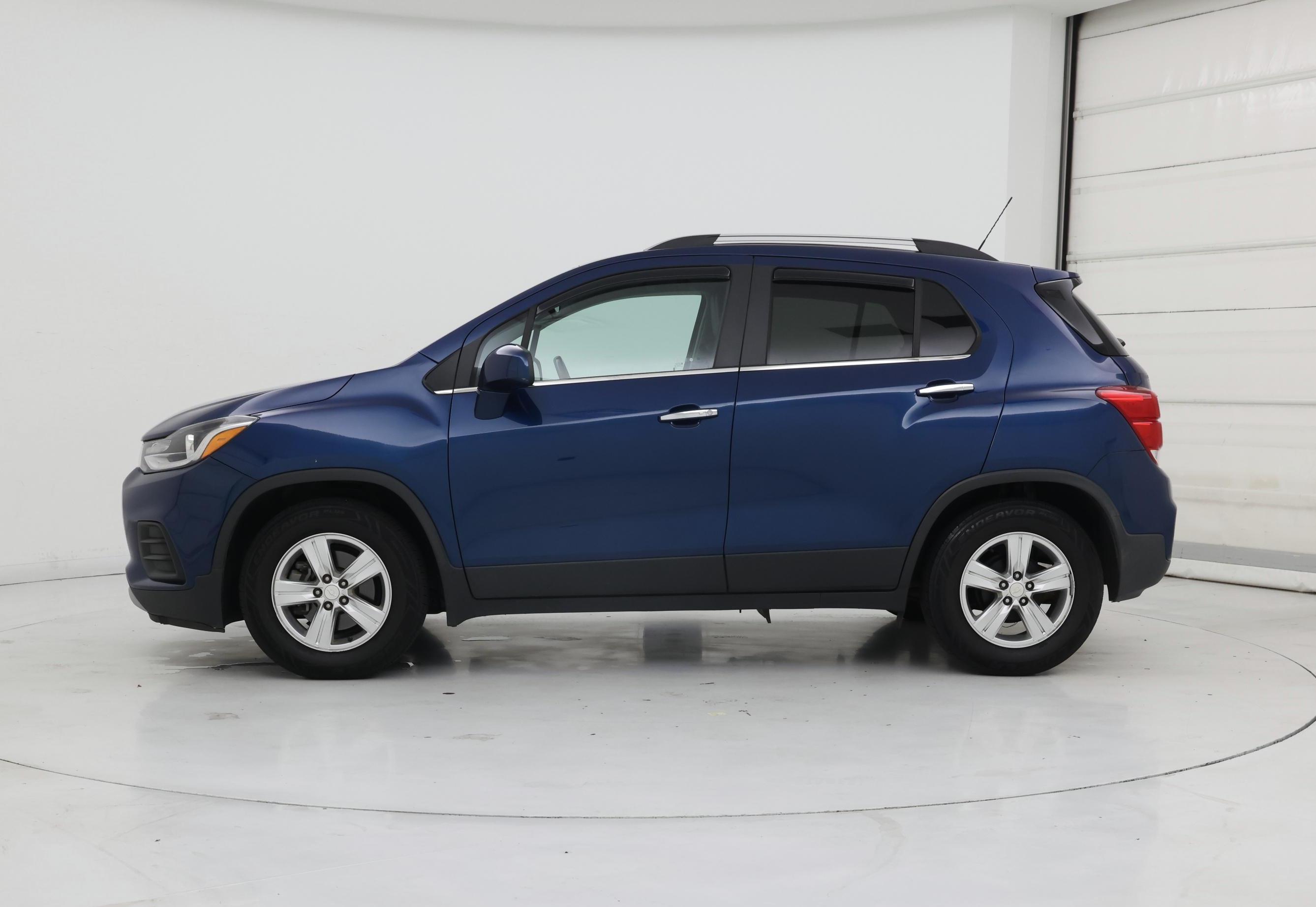 Thumbnail: 2019 Chevrolet Trax - 3