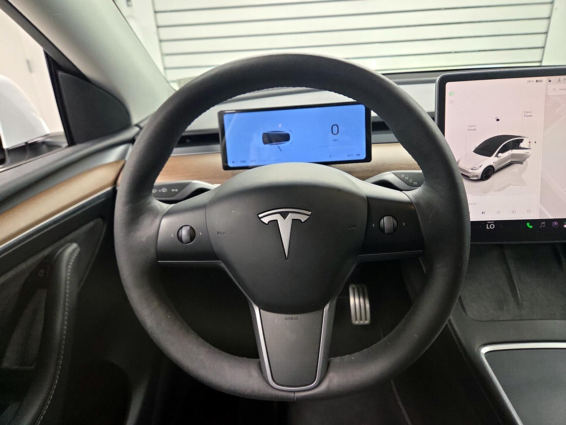 Thumbnail: 2022 Tesla Model Y - 10