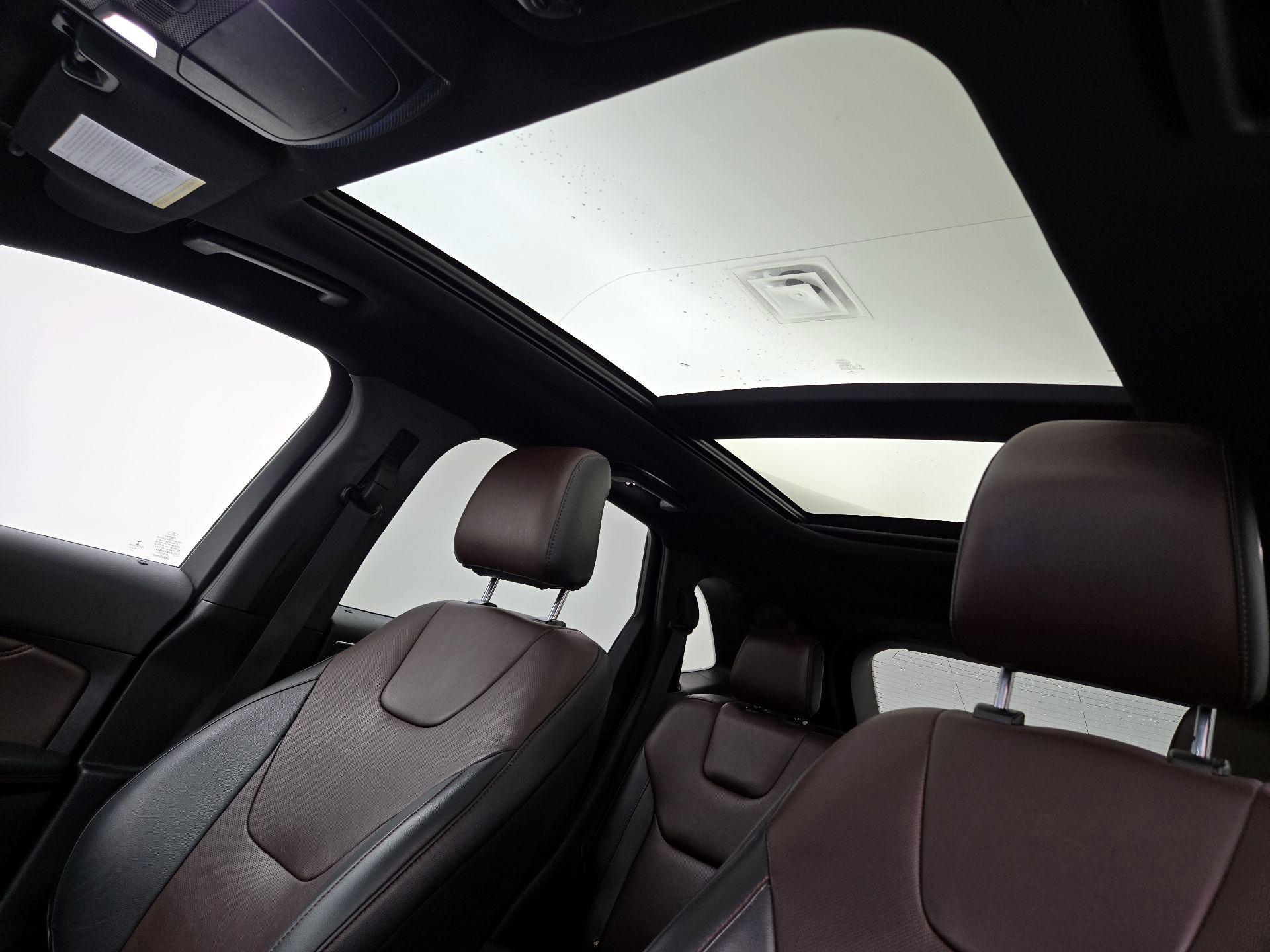 Thumbnail: 2020 Ford Edge - 20