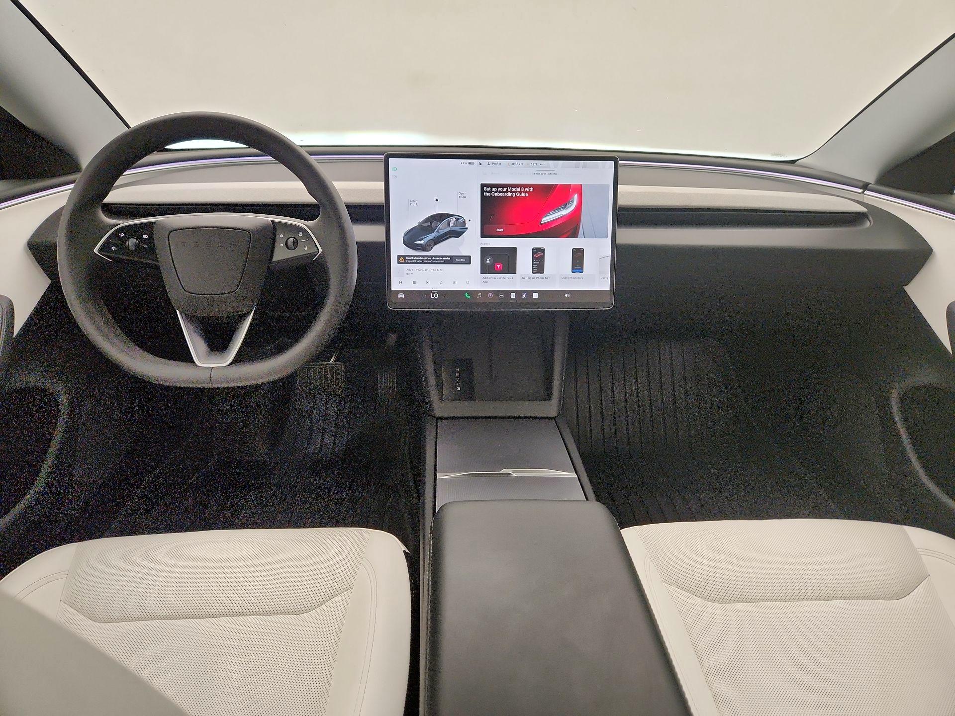 Thumbnail: 2025 Tesla Model 3 - 9