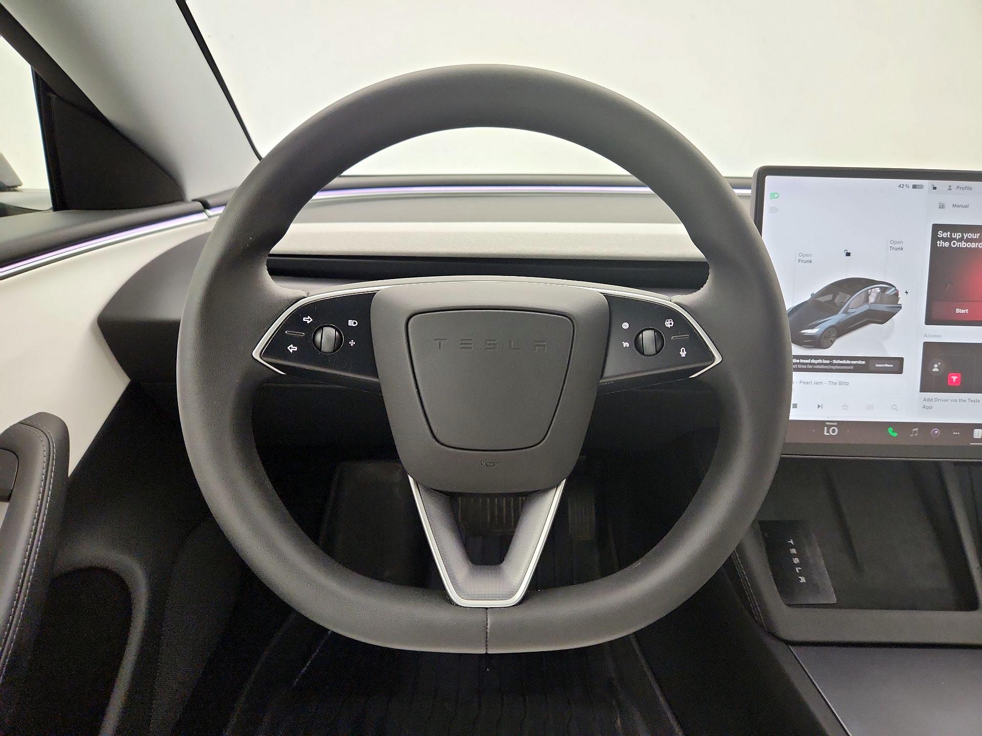 Thumbnail: 2025 Tesla Model 3 - 10