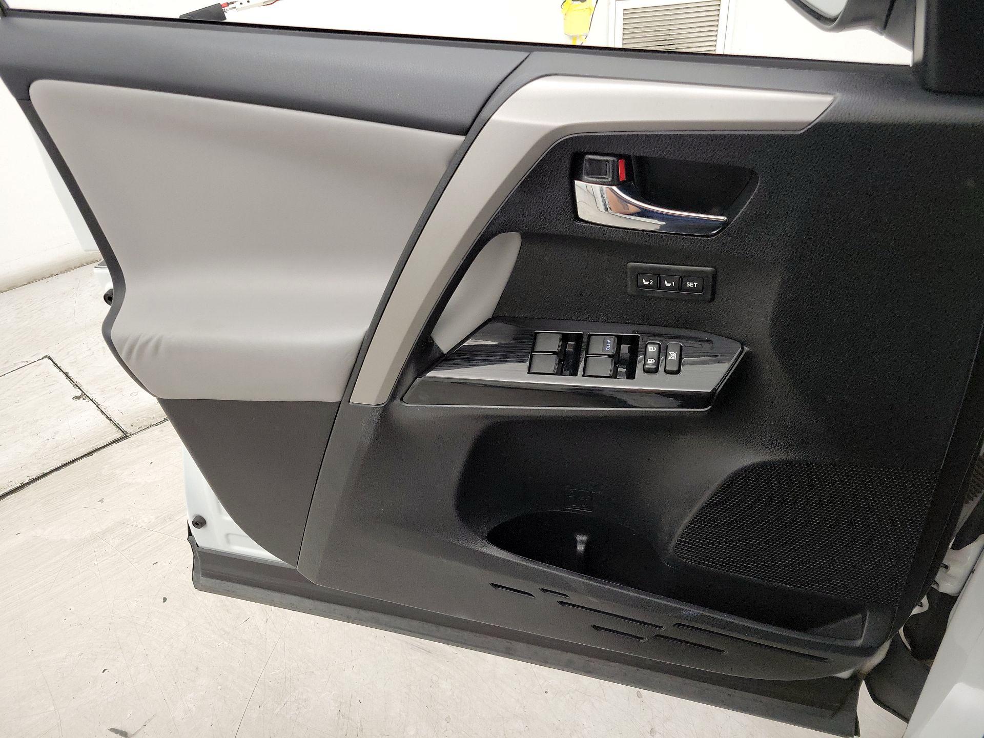 Thumbnail: 2017 Toyota RAV4 - 12