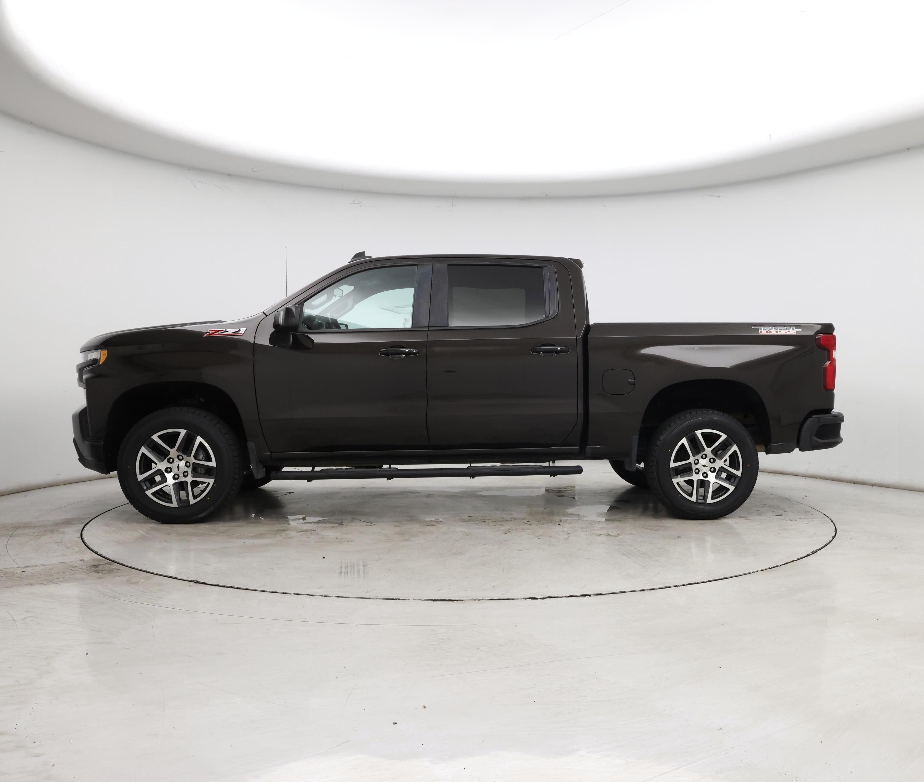 Thumbnail: 2019 Chevrolet Silverado 1500 - 3