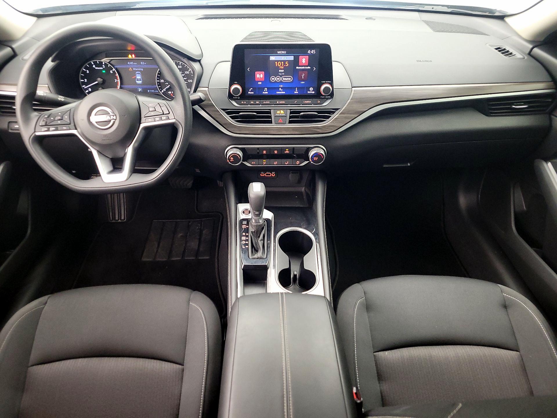 Thumbnail: 2023 Nissan Altima - 9
