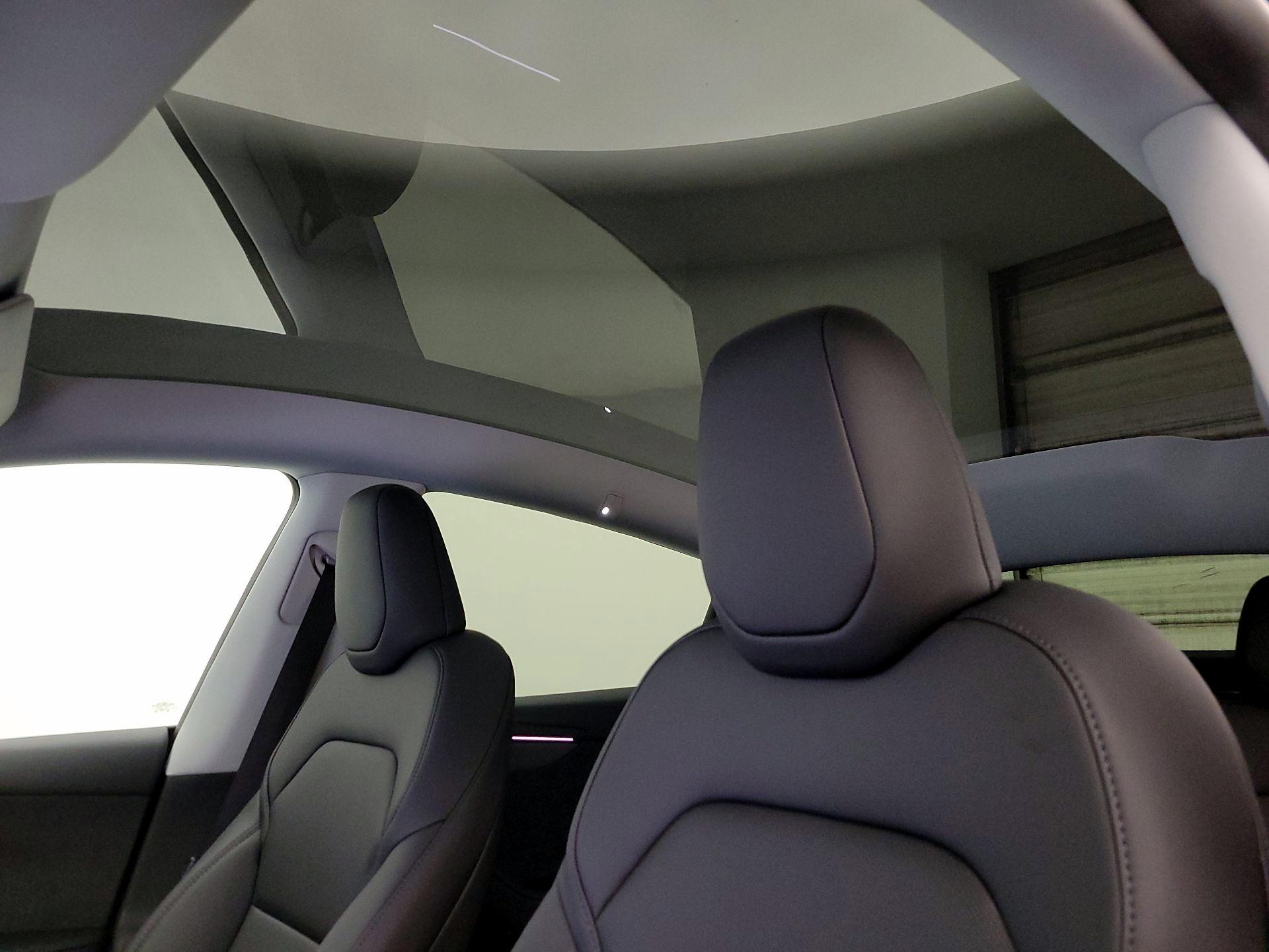 Thumbnail: 2026 Tesla Model Y - 18