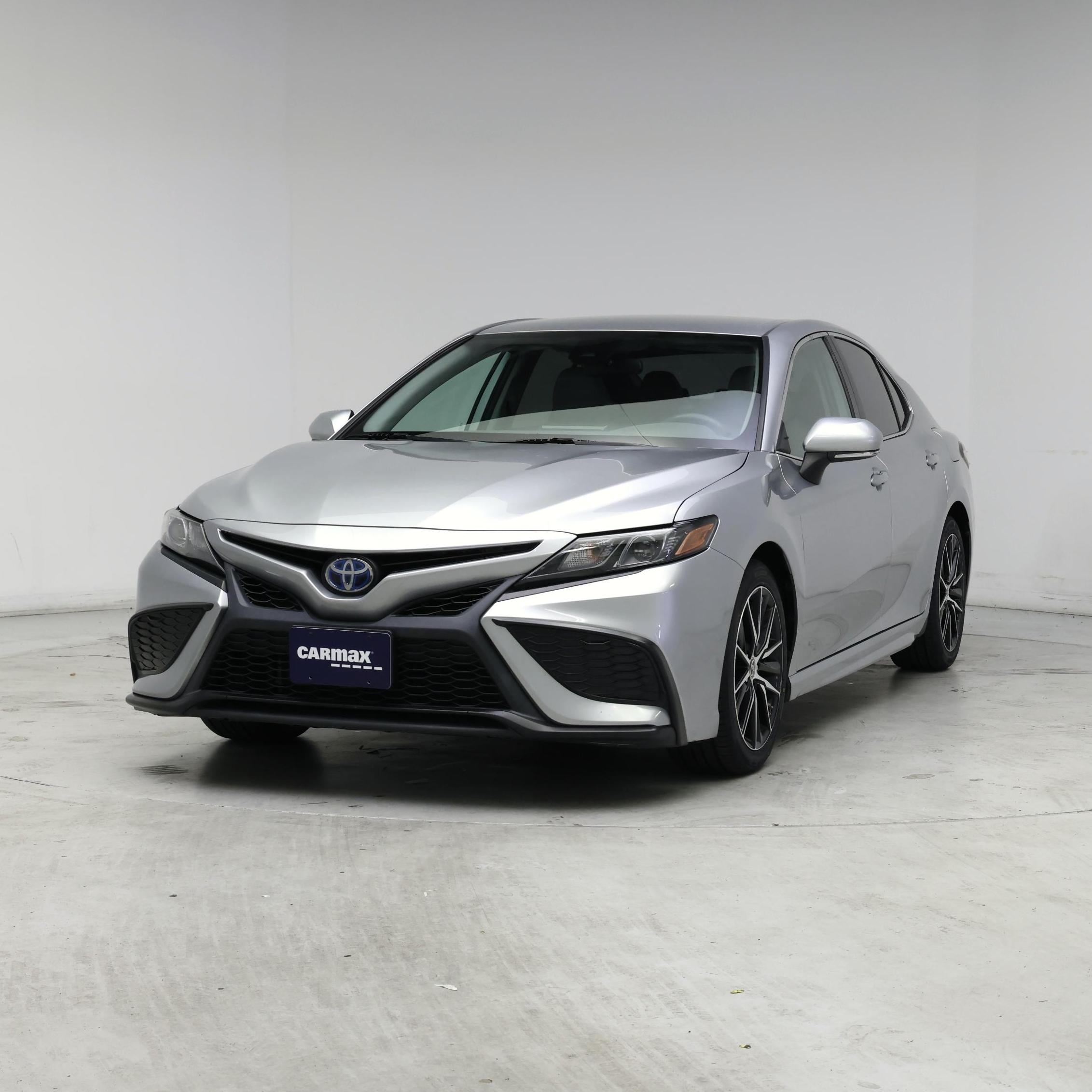 Thumbnail: 2022 Toyota Camry - 4