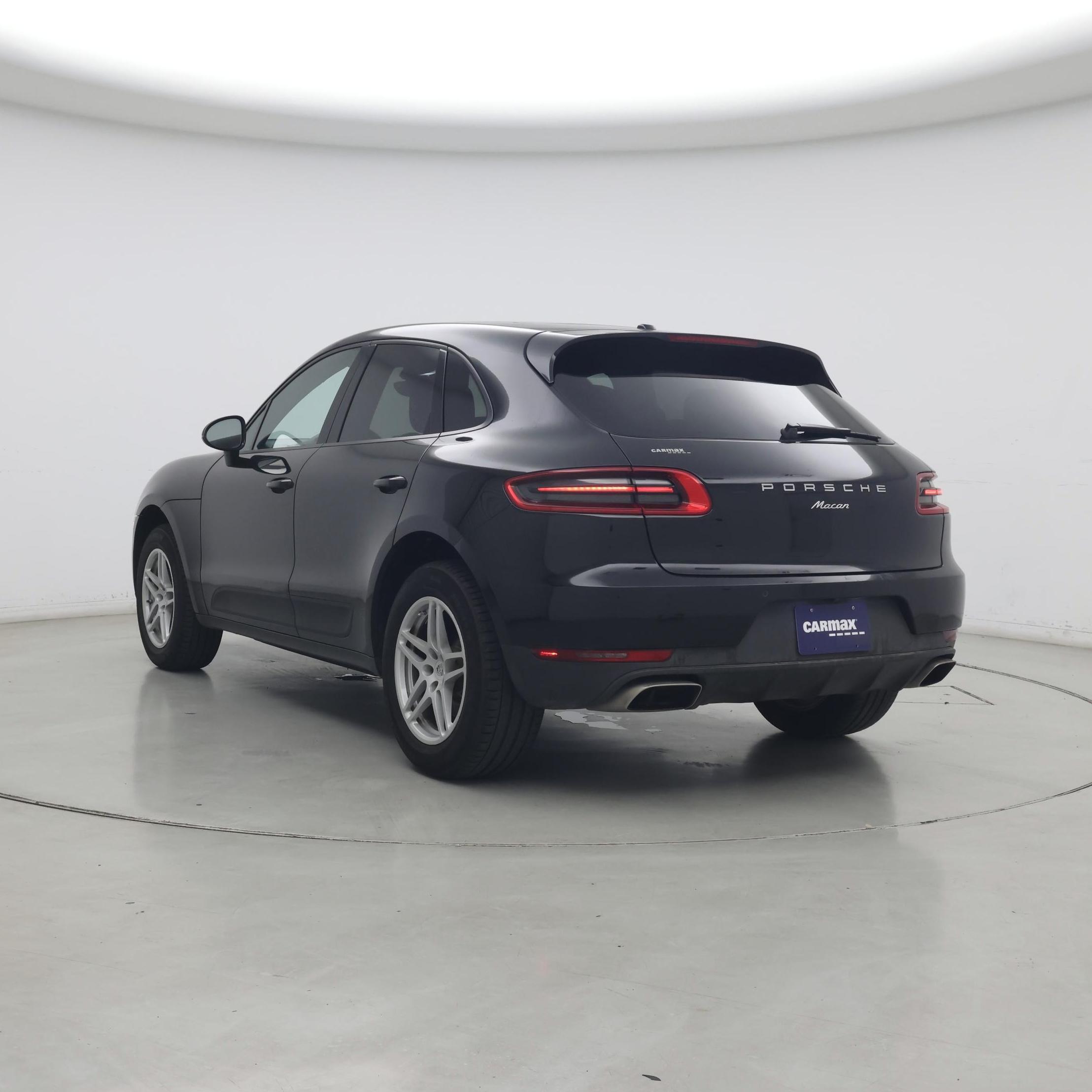 Thumbnail: 2018 Porsche Macan - 2