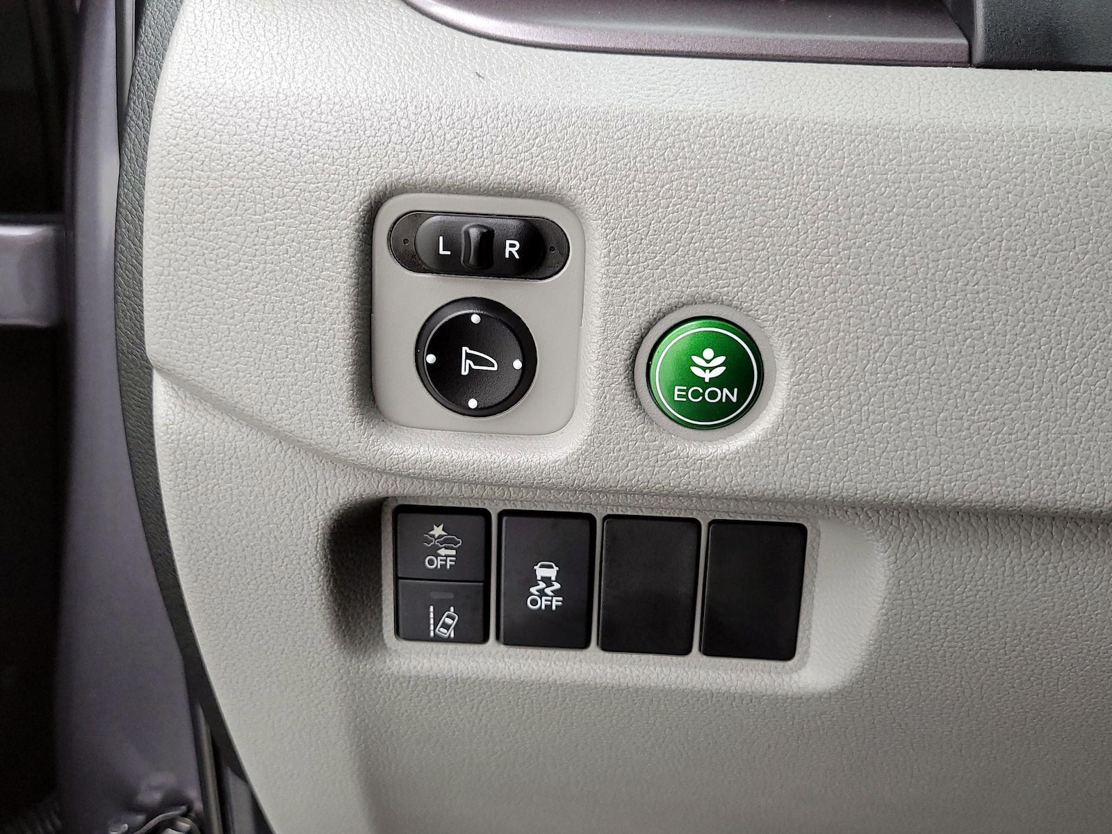 2021 Honda Pilot EX - Photo 14