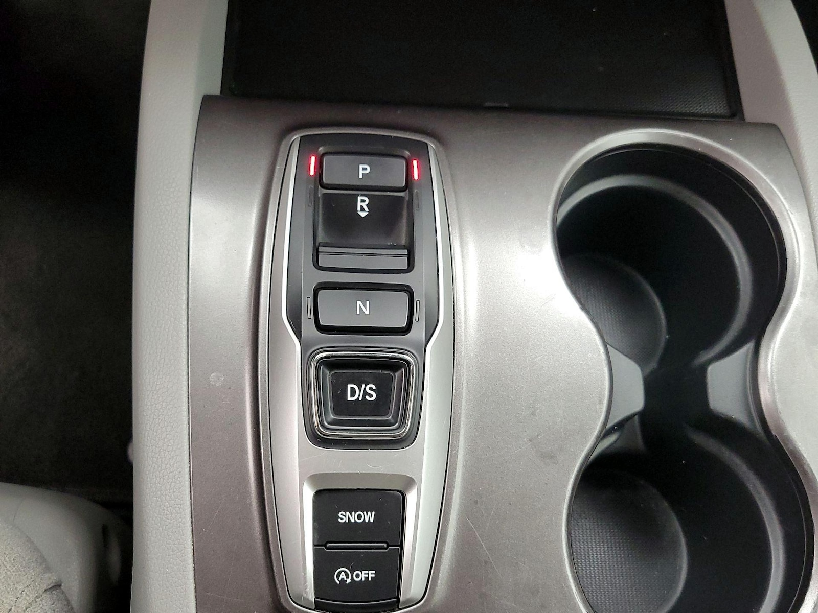 2021 Honda Pilot EX - Photo 18