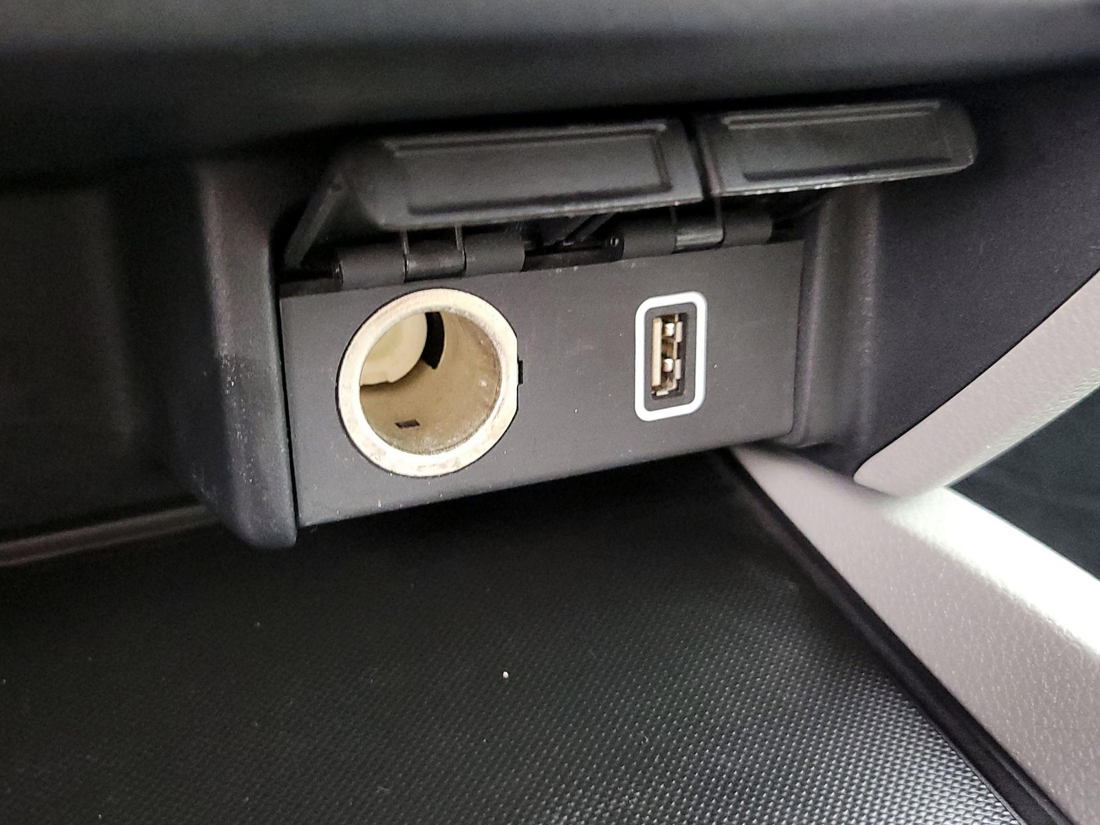 2021 Honda Pilot EX - Photo 19