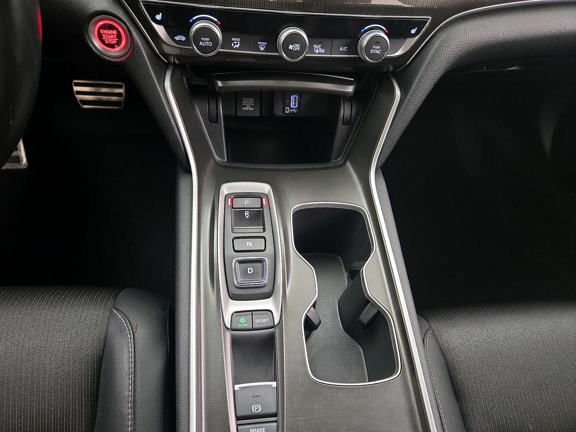 Thumbnail: 2018 Honda Accord - 16