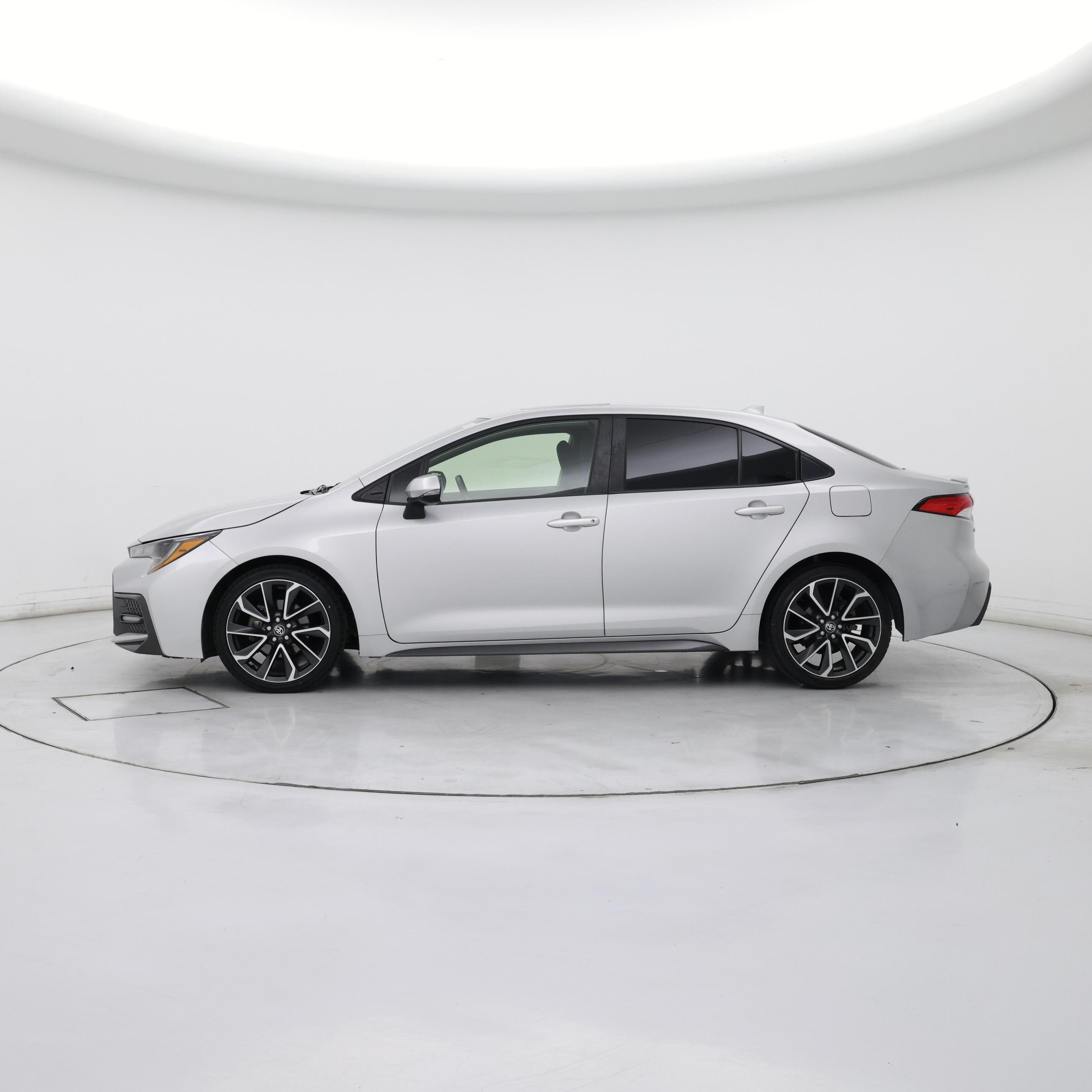 Thumbnail: 2022 Toyota Corolla - 3